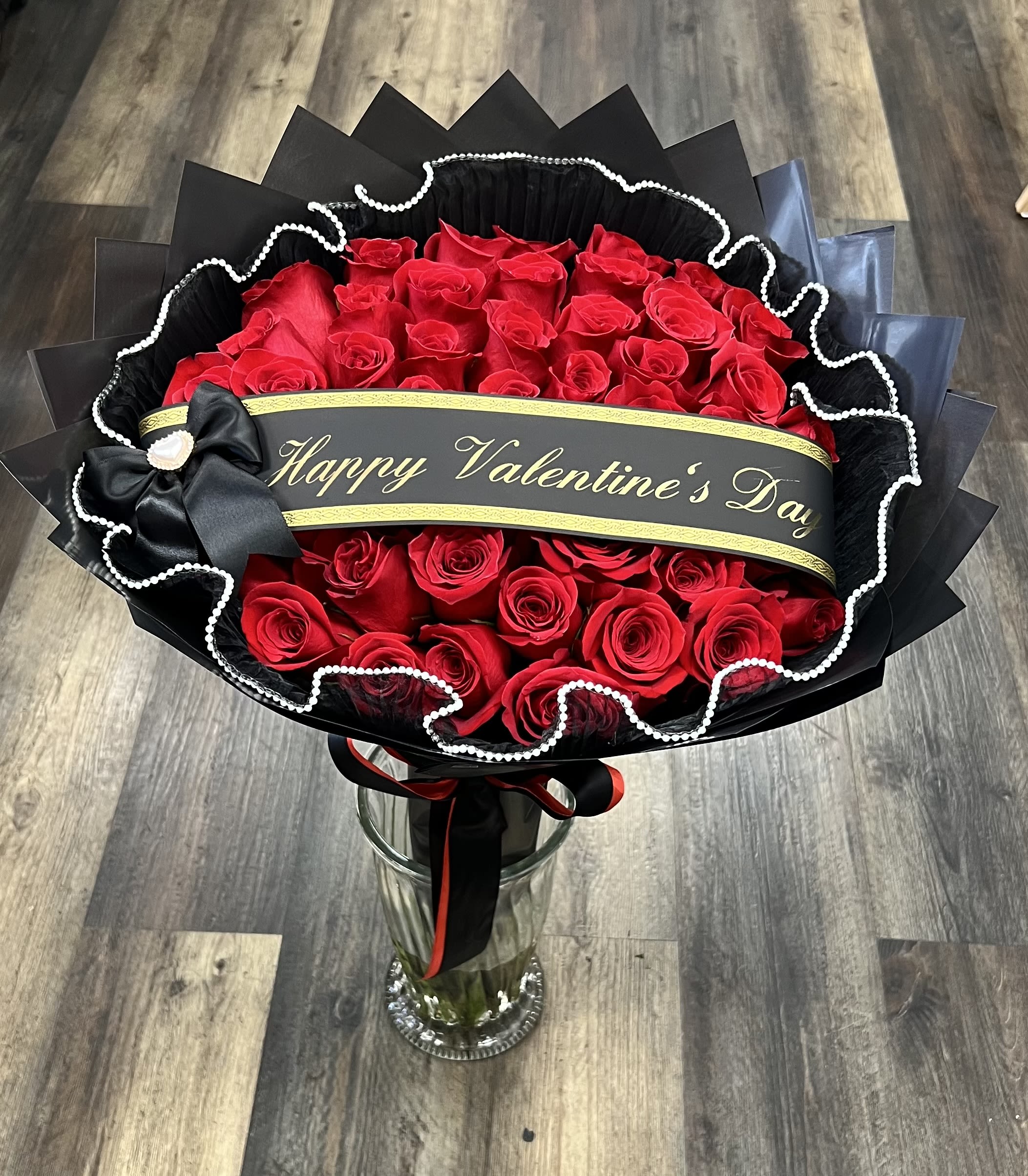 50 Red Roses Bouquet With Happy Valentine’s Day Banner On The Top - Buyer will receive 50 Roses in total.