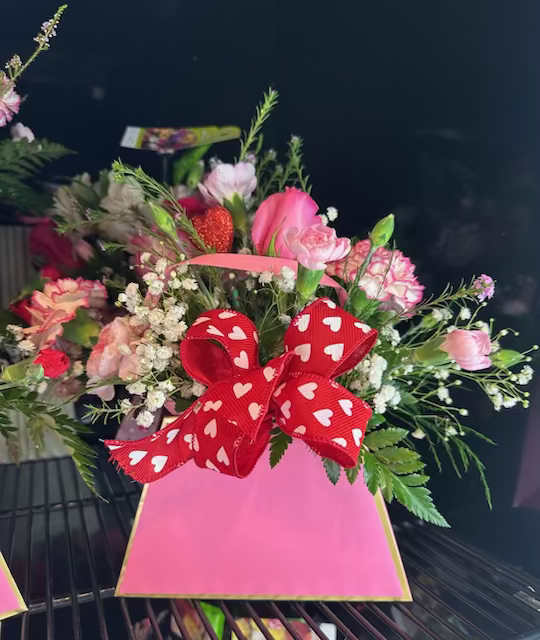 Ruby's Bag - Ruby's Bag is Such a fun filled design of fresh flowers to give to your special someone! Designs vary to make them a one of a kind bouquet! 