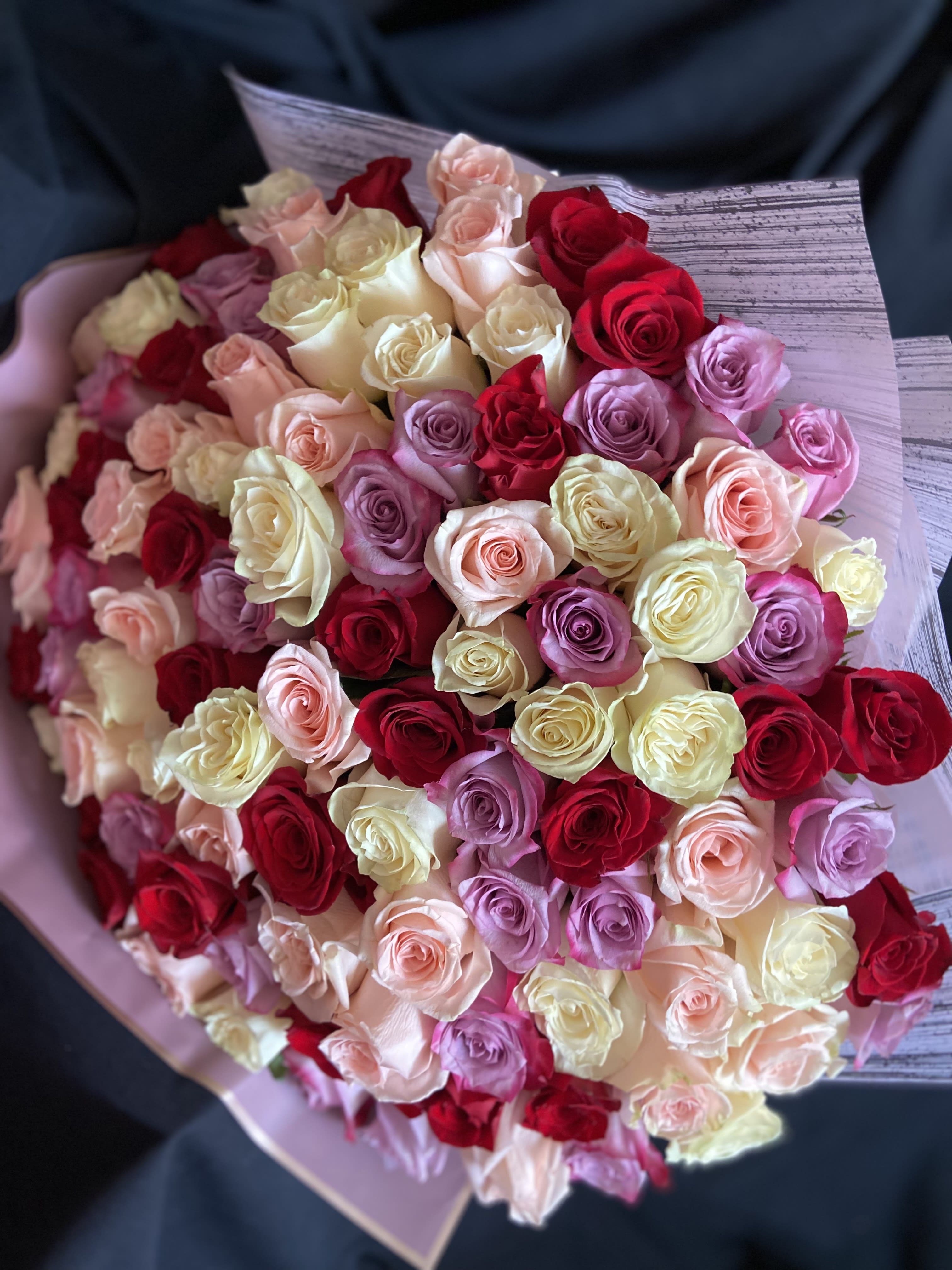 Abigail 100 - 100  Mix Color Roses, 25 White Roses, 25 Pink Roses, 25 Red Roses, *25 lavender Roses or 25 Hot Pink Roses.