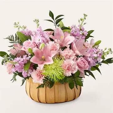 Love in Pink - Elegant floral design for any occasion, perfect for adding a touch of sophistication to any event or simply brightening up your space. We offer a curated selection of arrangements to suit every taste and budget.