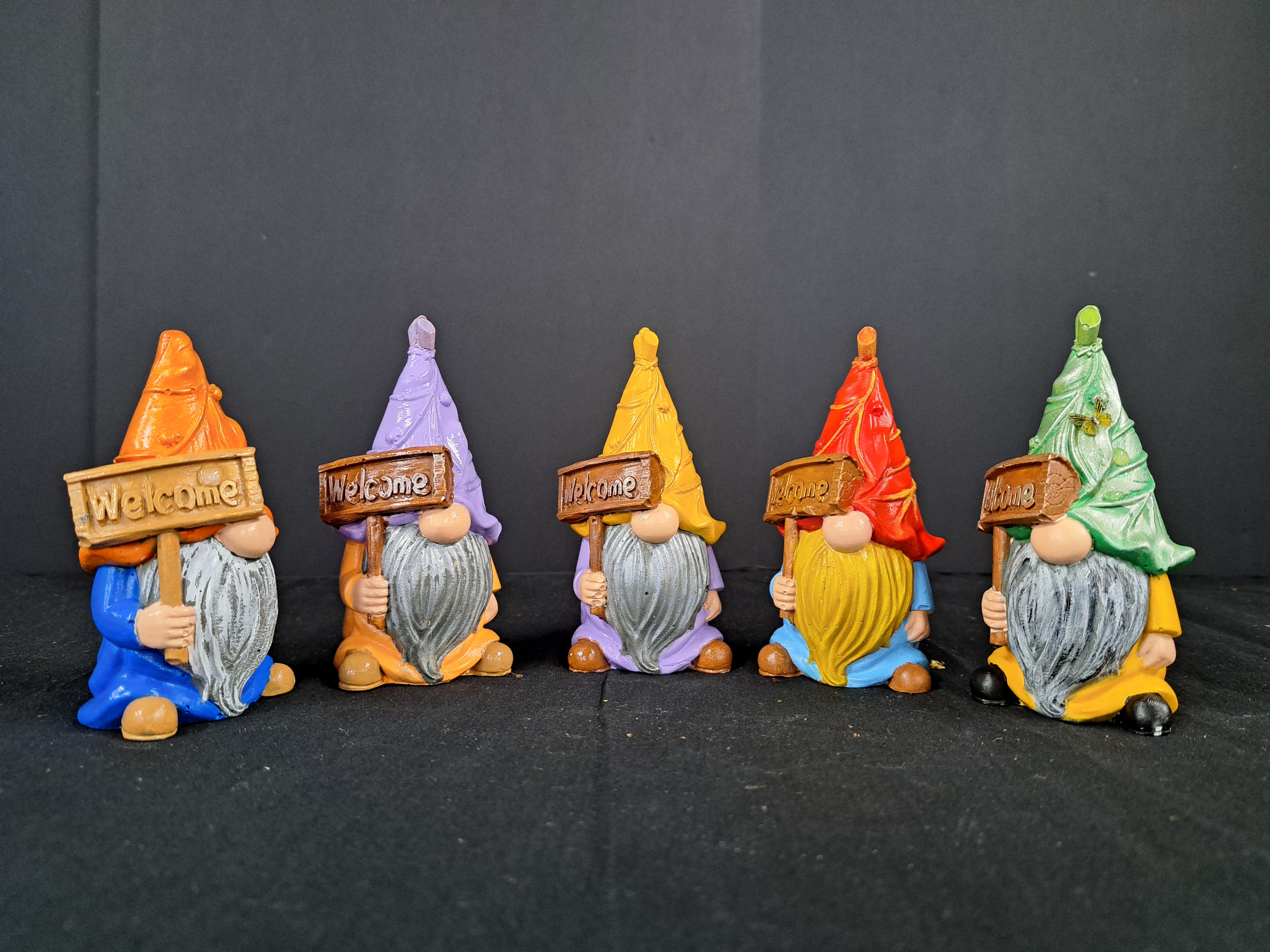 Leaf Gnomeson - Cute Gnome in a verity of colors 