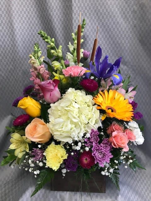 A Walk In The Garden Bouquet - Our rustic box, full of seasonal blooms. 