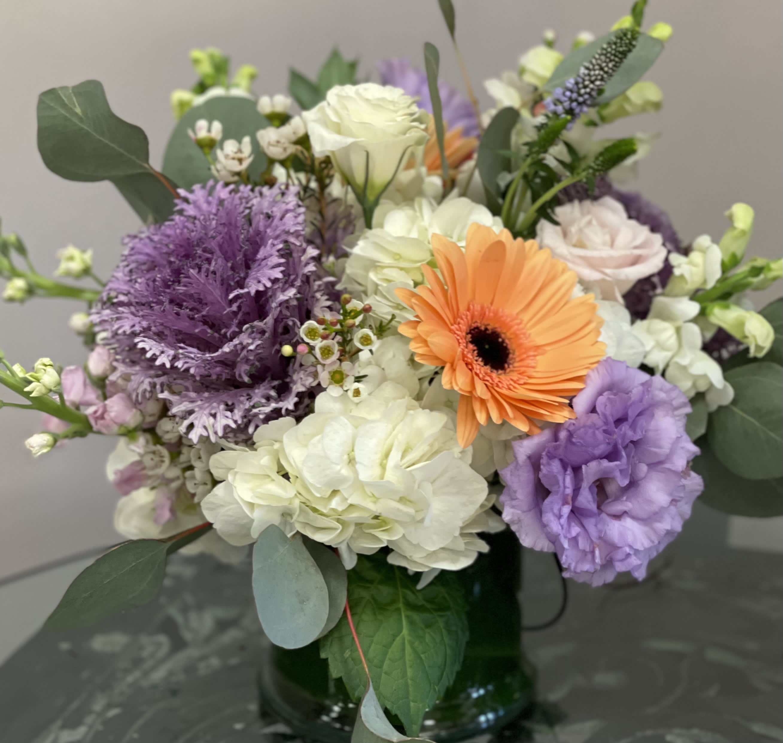 Lavender and peaches - Mixed of purples whites and lavenders