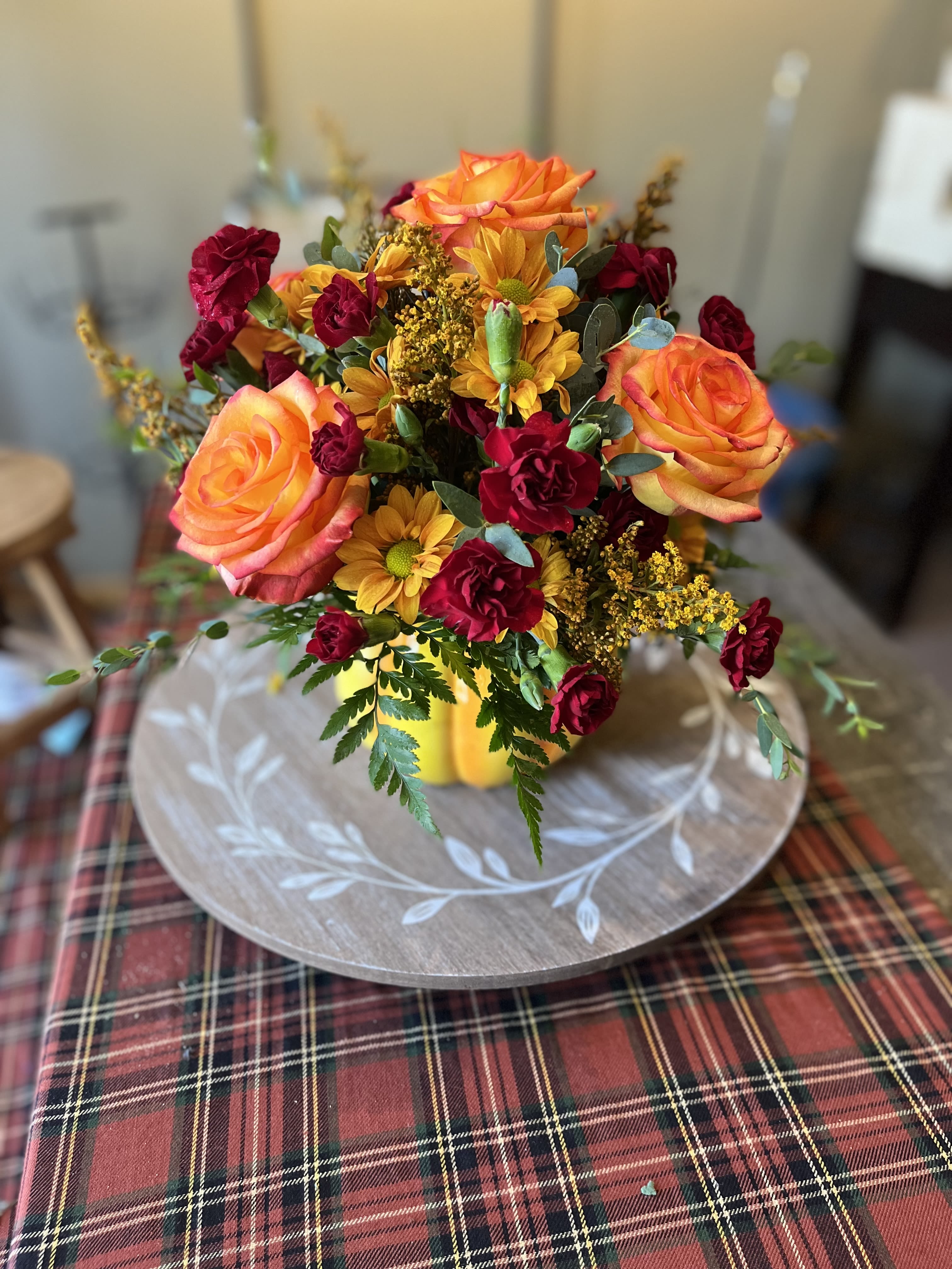 Dorothy - Colors and flowers may vary based upon availability.