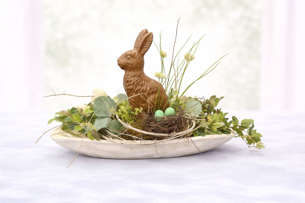 Chocolate bunny - A great centerpiece with a faux chocolate bunny in the center a great one in the last for years