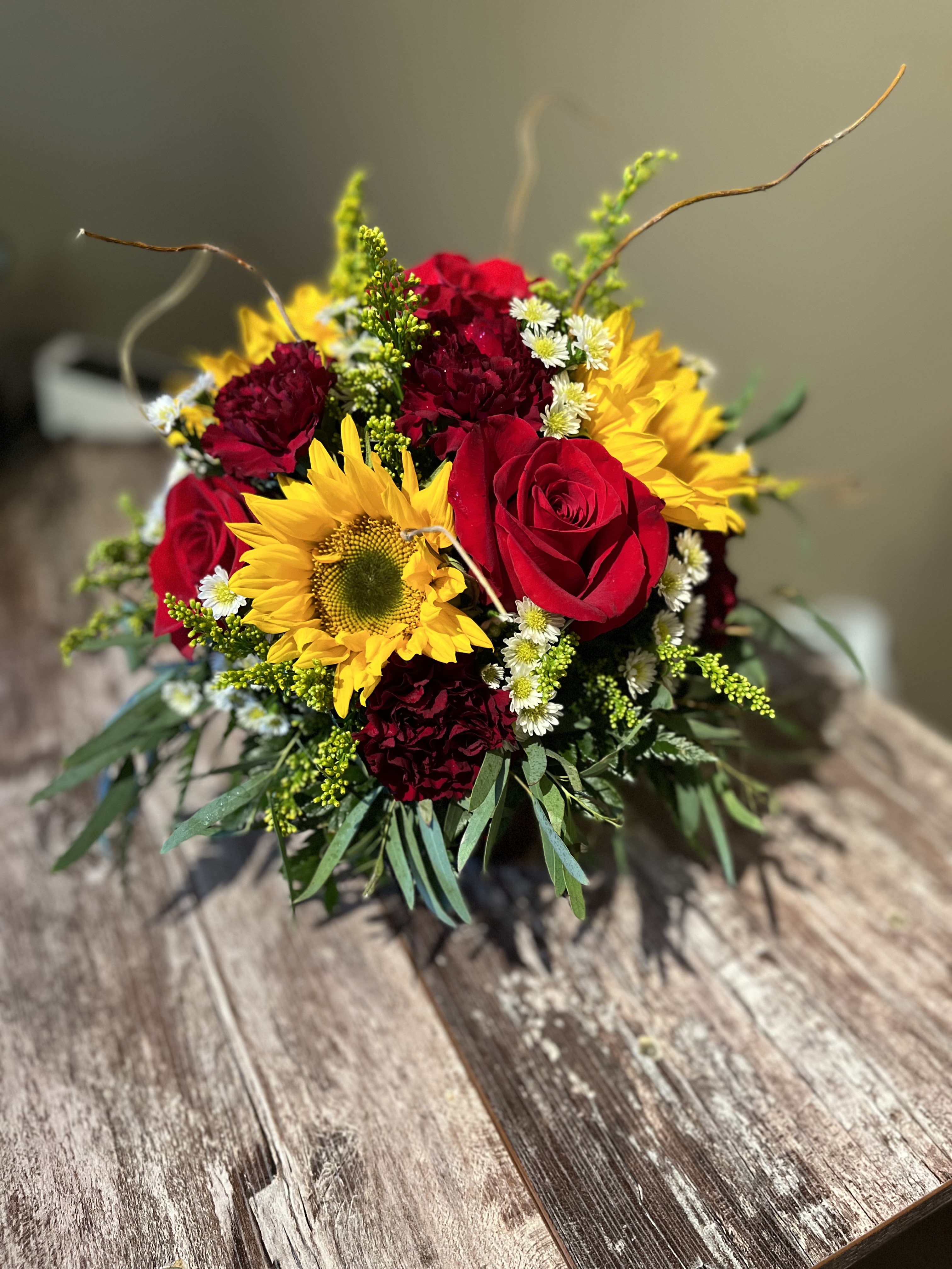 Gwendolyne - Colors and flowers may vary based upon availability.