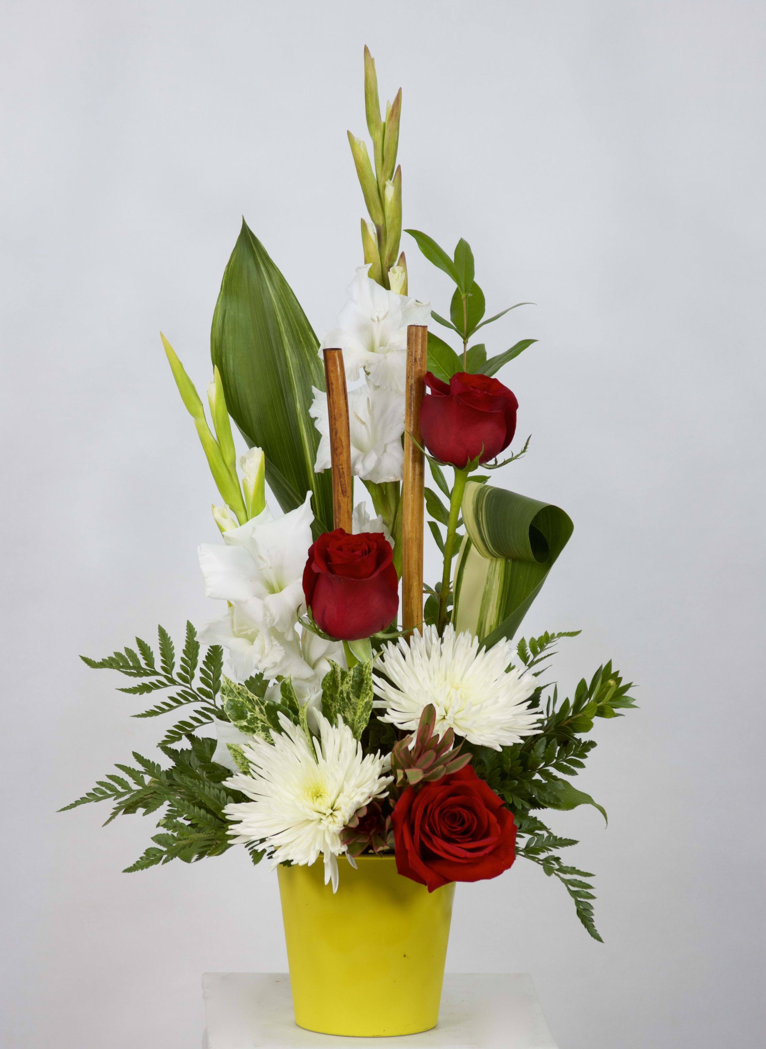 Smooth Rose - Substitutions may be necessary to ensure your arrangement or specialty gift is delivered in a timely manner. The utmost care and attention is given to your order to ensure that it is as similar as possible to the requested item (Please note that some flowers and colors may vary due to seasonality.)