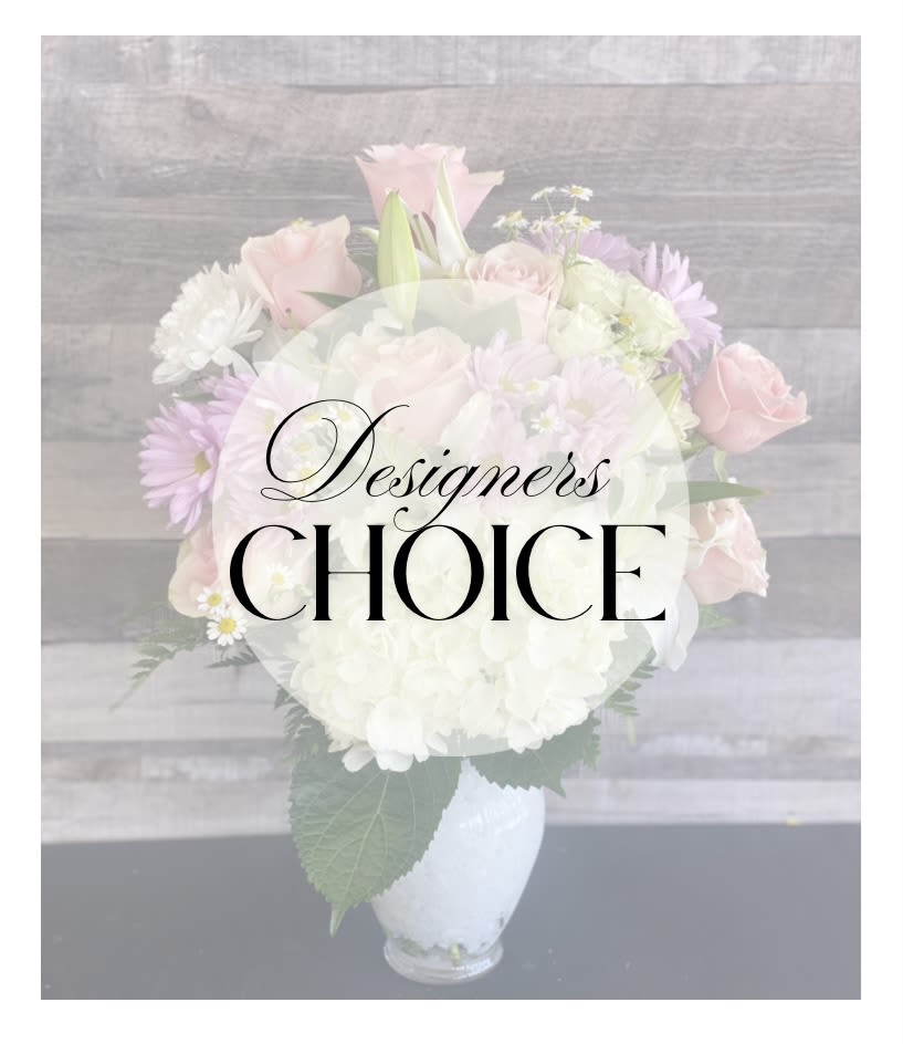 Mixed Floral Vase Bouquet (Holiday$) - Having trouble deciding on an arrangement?  Let us design a perfect mixed floral vase bouquet. Including roses &amp; a variety of other beautiful blooms.   Feel free to leave color suggestions in the florist/special instructions at checkout.  We will gladly try our best to include suggestions depending on availability. 