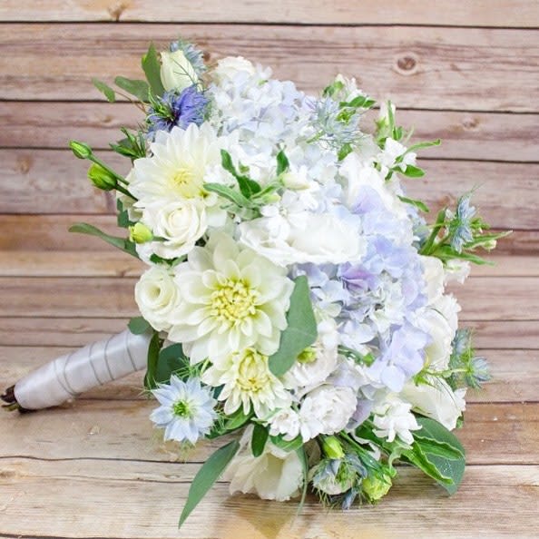 Periwinkle - Lovely periwinkle tones for your special bouquet.