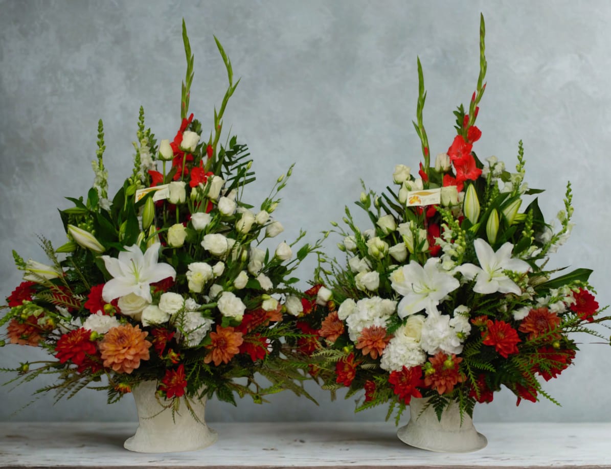 Lovely Fall - This is a couple set of baskets in warm fall tones.