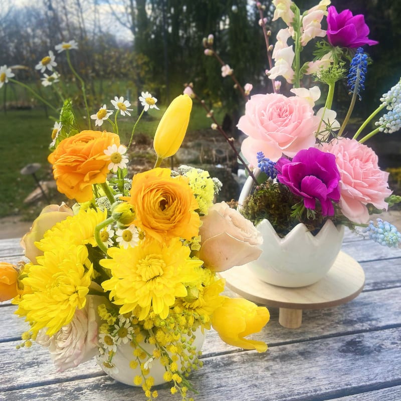 EASTER   |   Hatched in Bloom - Designed in a ceramic keepsake egg and filled with fresh, spring blooms, these arrangements are bright, cheerful, and just the right amount of playful. Each one is created in one signature size and offered in two color palettes.
