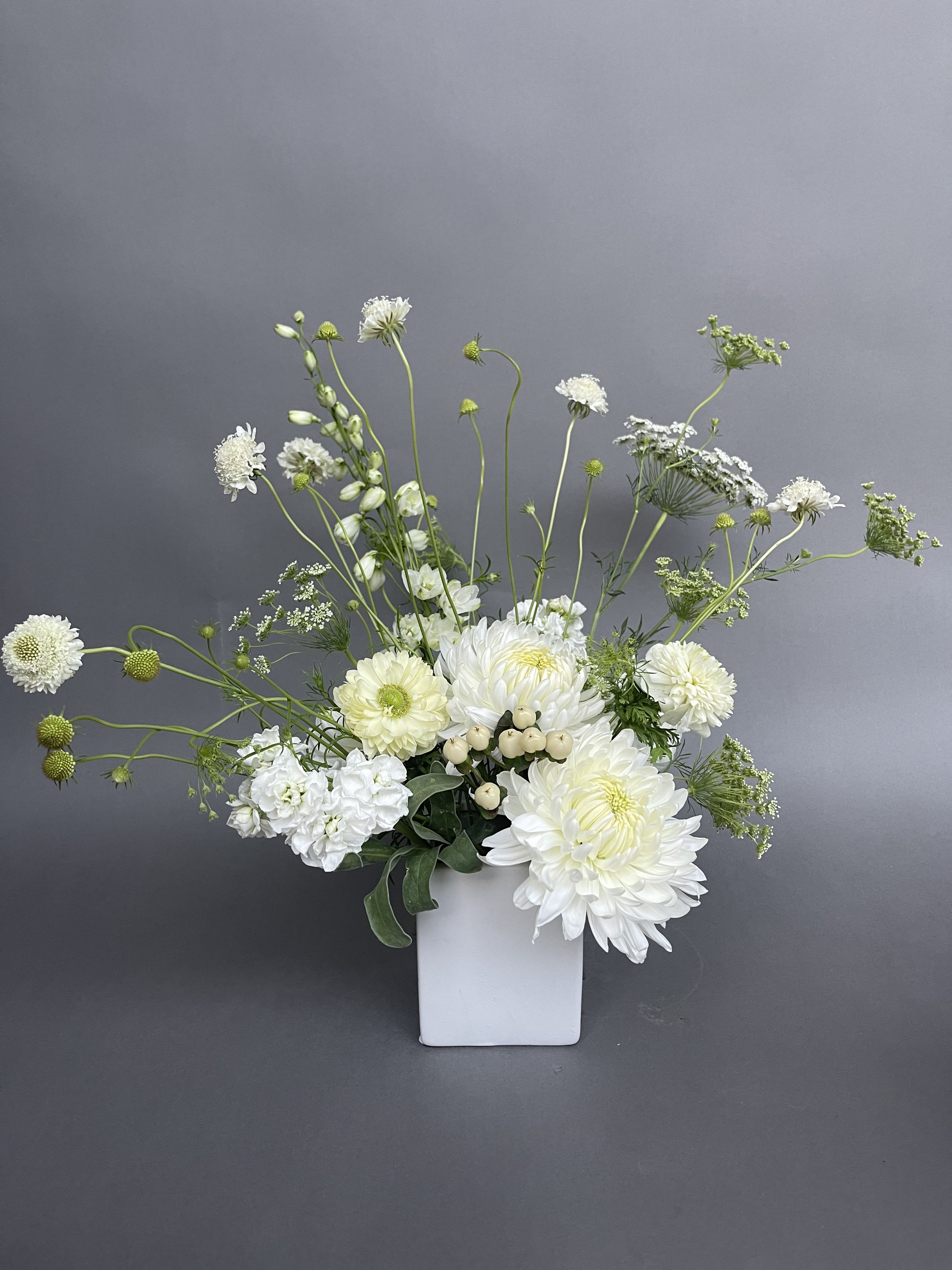Texas kind of Love. Wild flower and  classy.  - An all white lovely modern wild flower design. 