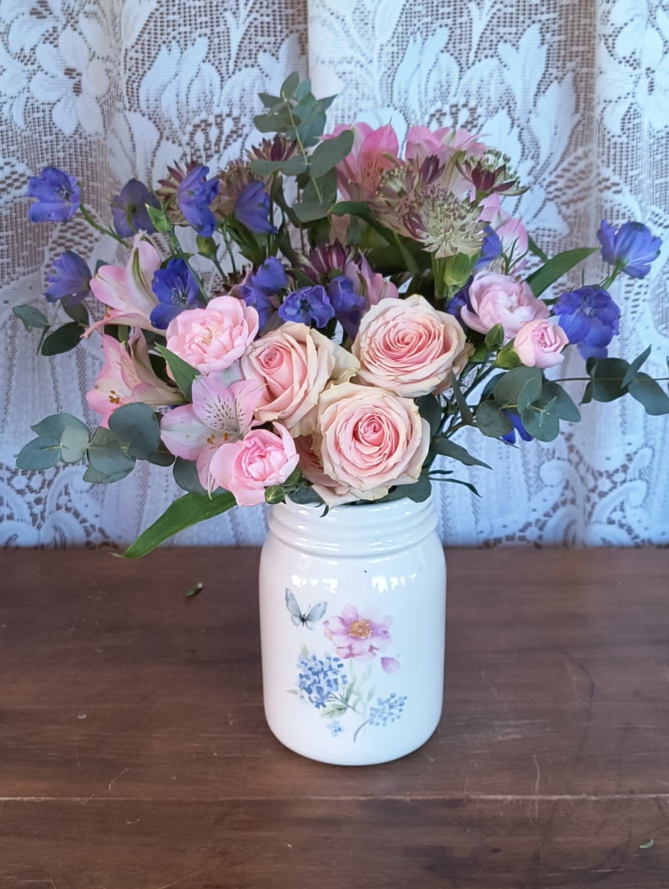 Moms Mason Jar - Subtle colors of spring.