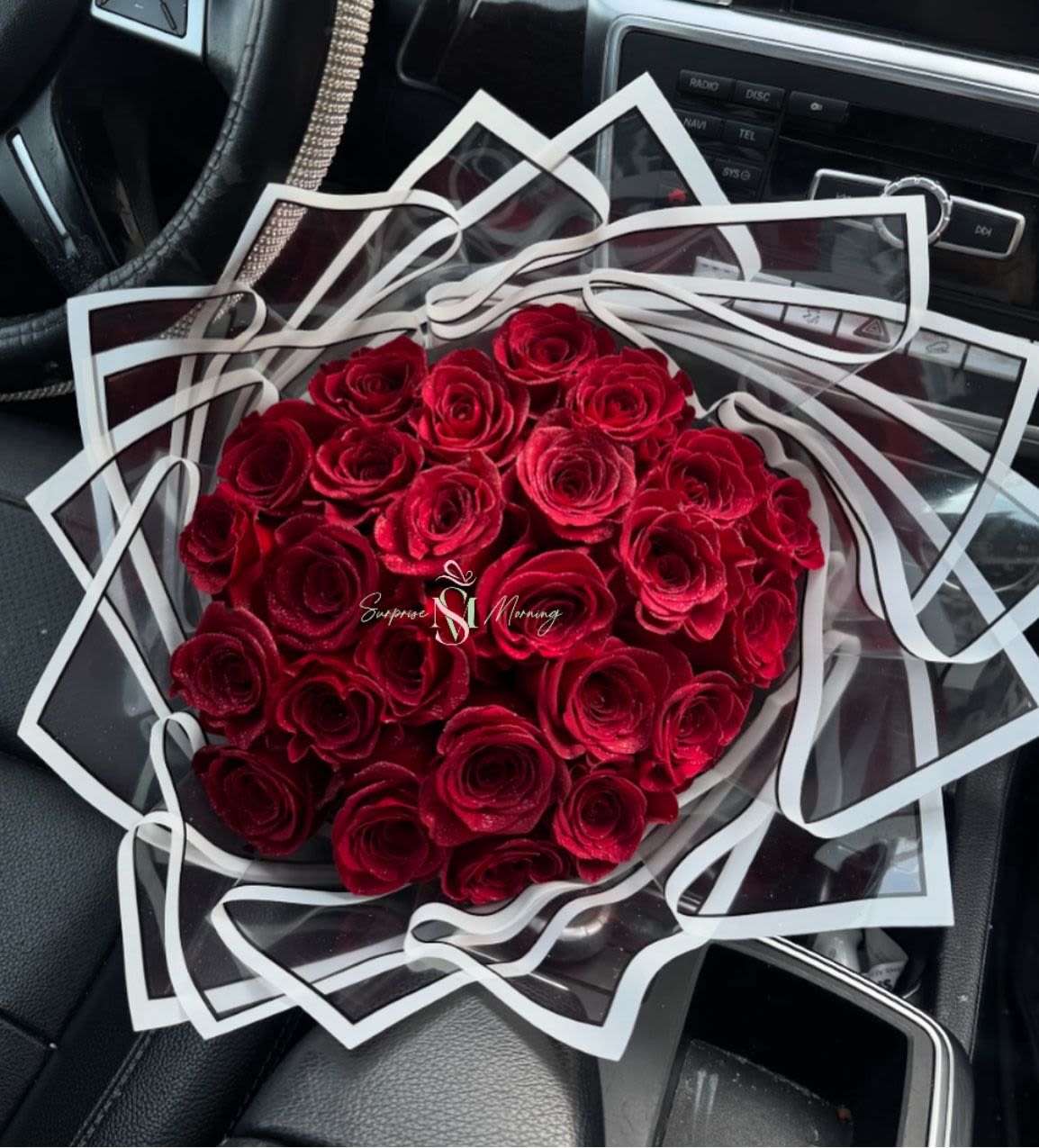 Ramo de 50 rosas  - ramo de tamano mediano