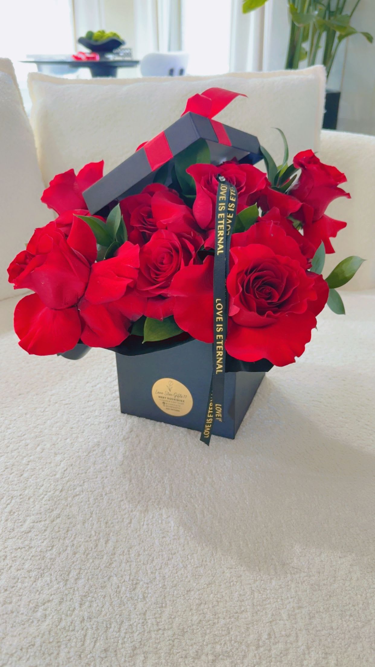 Luxury Red Roses Box - Elegant, timeless, and full of passion ️  Our Luxury Red Roses Box features premium red roses beautifully arranged in a sleek black box, finished with a sophisticated ribbon detail for a modern and luxurious presentation.  This design is perfect for romantic gestures, anniversaries, or any moment that calls for something truly special.   Handcrafted with premium Ecuadorian roses  Luxury presentation box included  Available for delivery in Midland, Odessa &amp; Gardendale  Same-day delivery available (order early)
