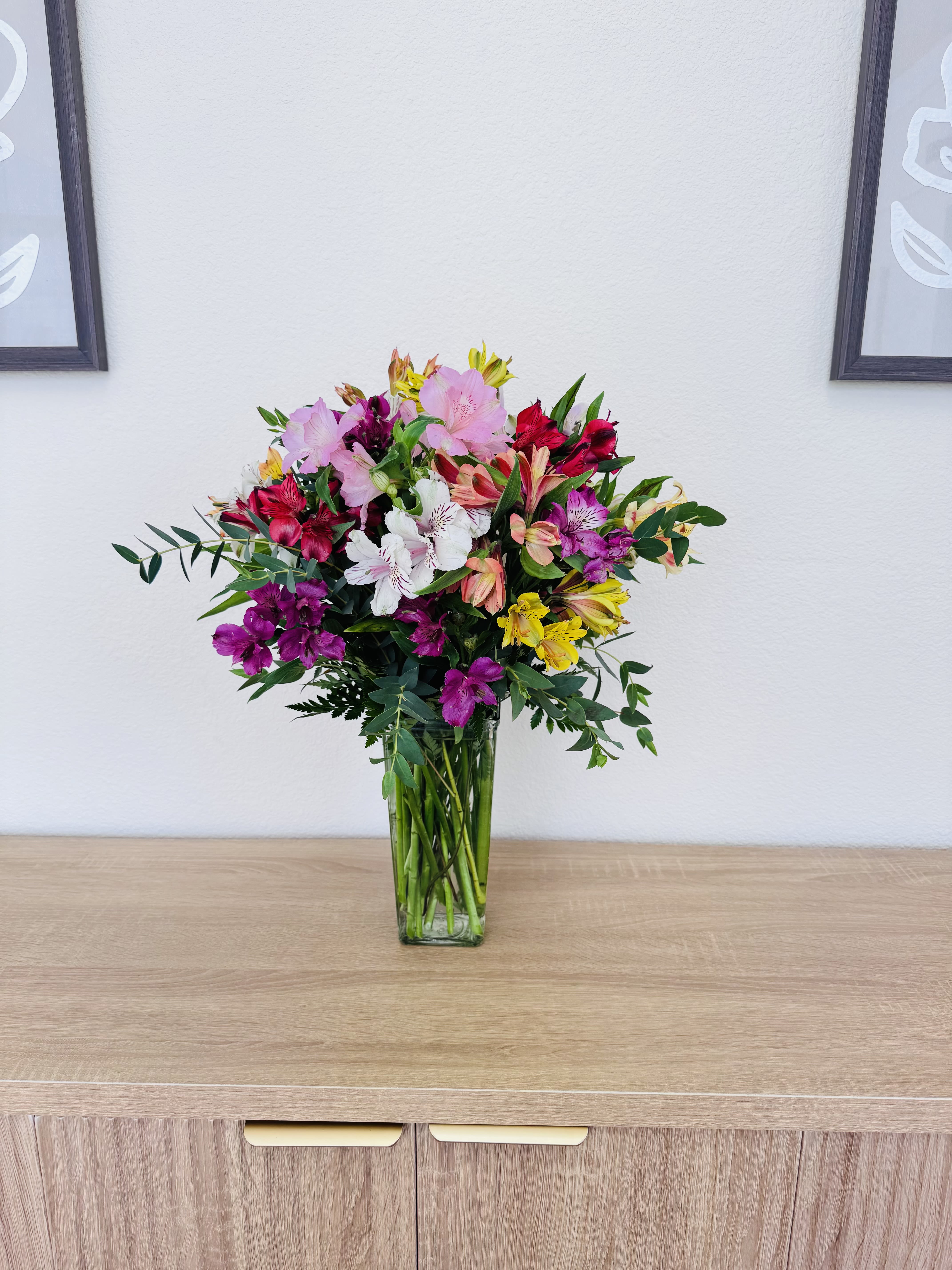 Amazing Alstroemeria  - Alstroemeria often represents mutual support. This makes the arrangement the perfect choice for saying thank you or showing appreciation. Send this to your best friend, your family, or your coworker who always has your back.  1st Image: Standard 2nd Image: Premium
