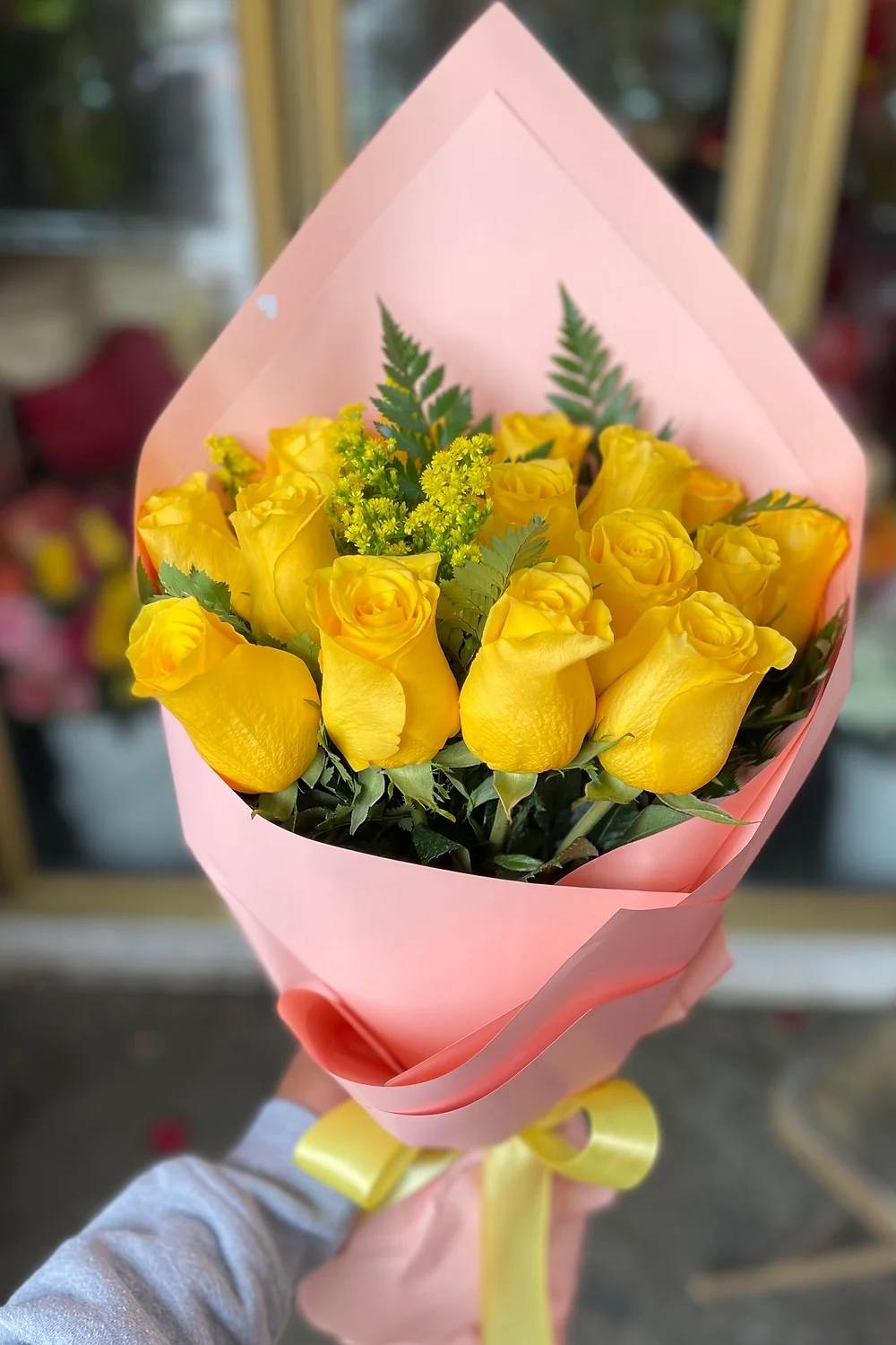 12 Yellow Premium Roses Bouquet - 12 Sunshine Premium Roses Bouquet Wrapped in Special Paper