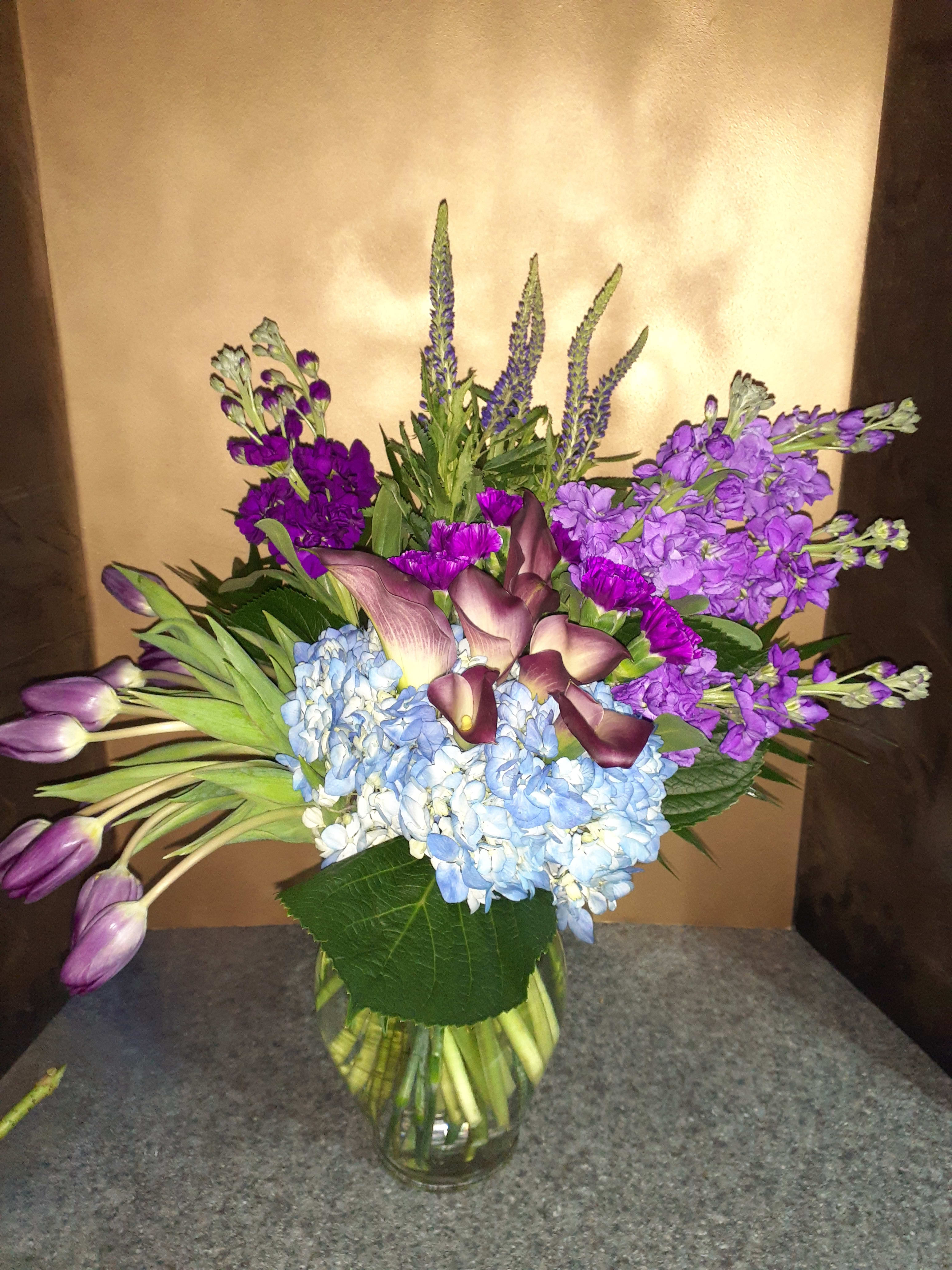 Purple Treasures - Beautiful blooms for your occasion 