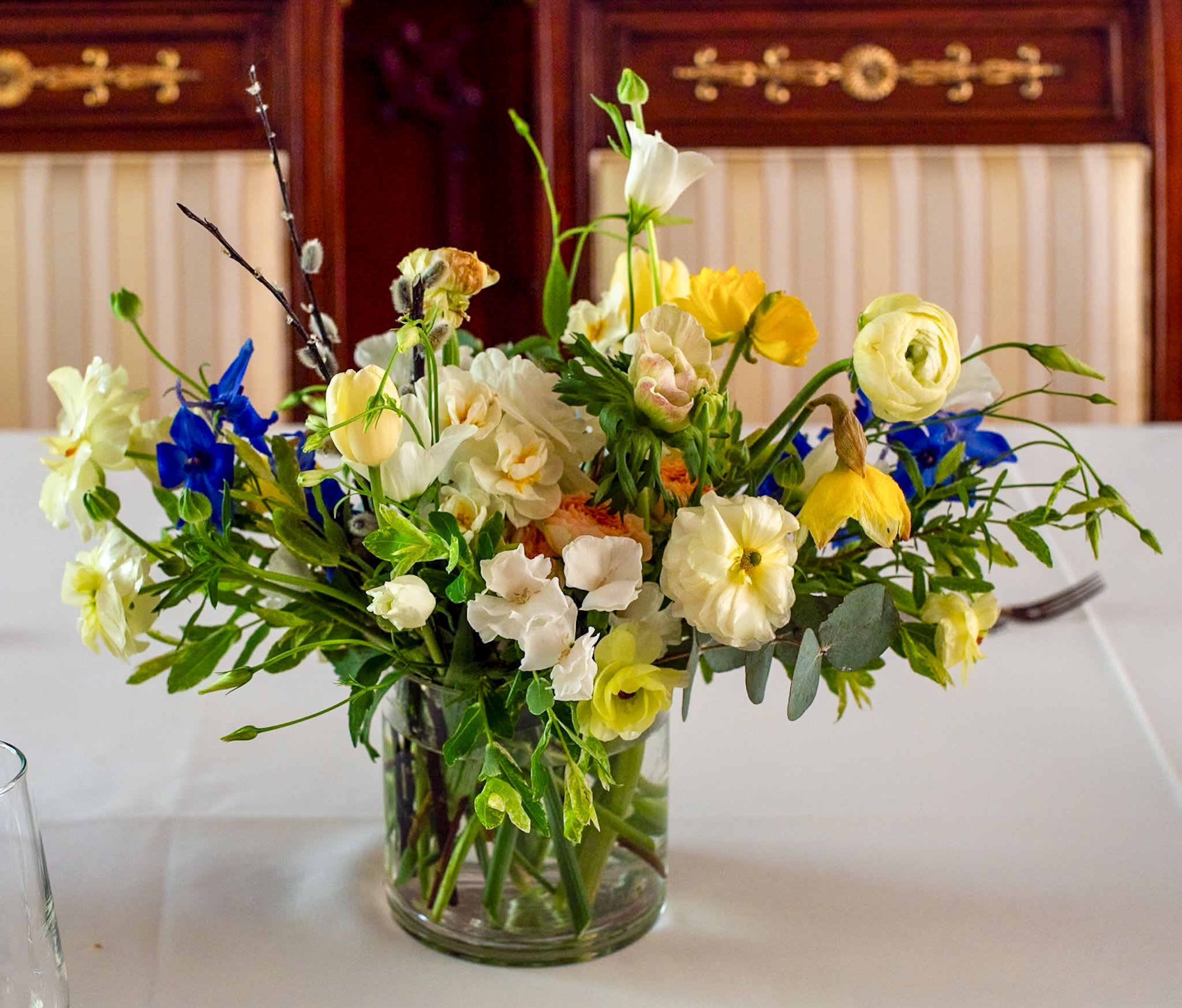 Spring Yellows - Beautiful and cheerful spring yellows.  This beautiful design would be perfect for a dining, side table, or a desk.  