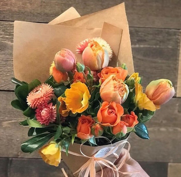 Everyday 5 - Peach spring tulips