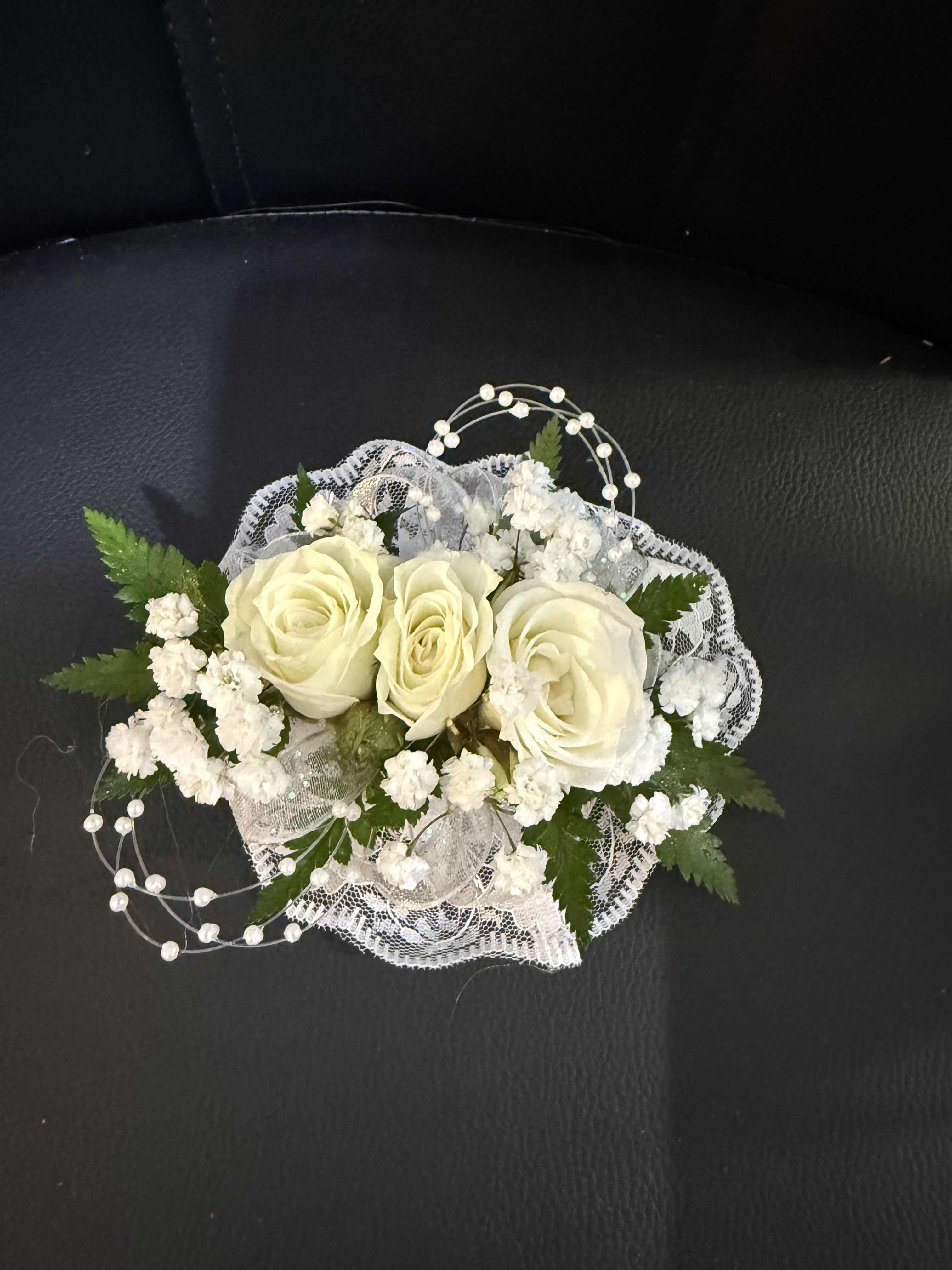 White Rose &amp; Pearl Corsage - White Rose &amp; Pearl Corsage