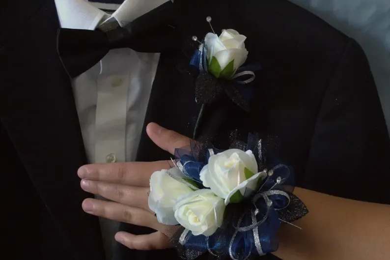 Boutonniere - Boutonniere
