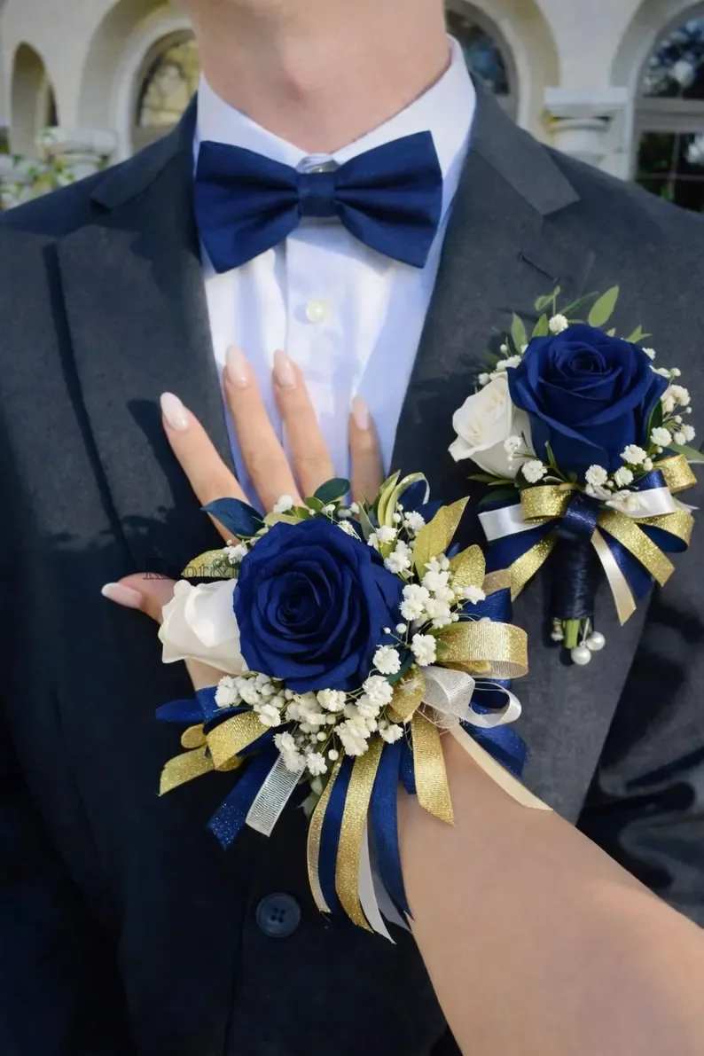 Boutonniere 4 - Boutonniere