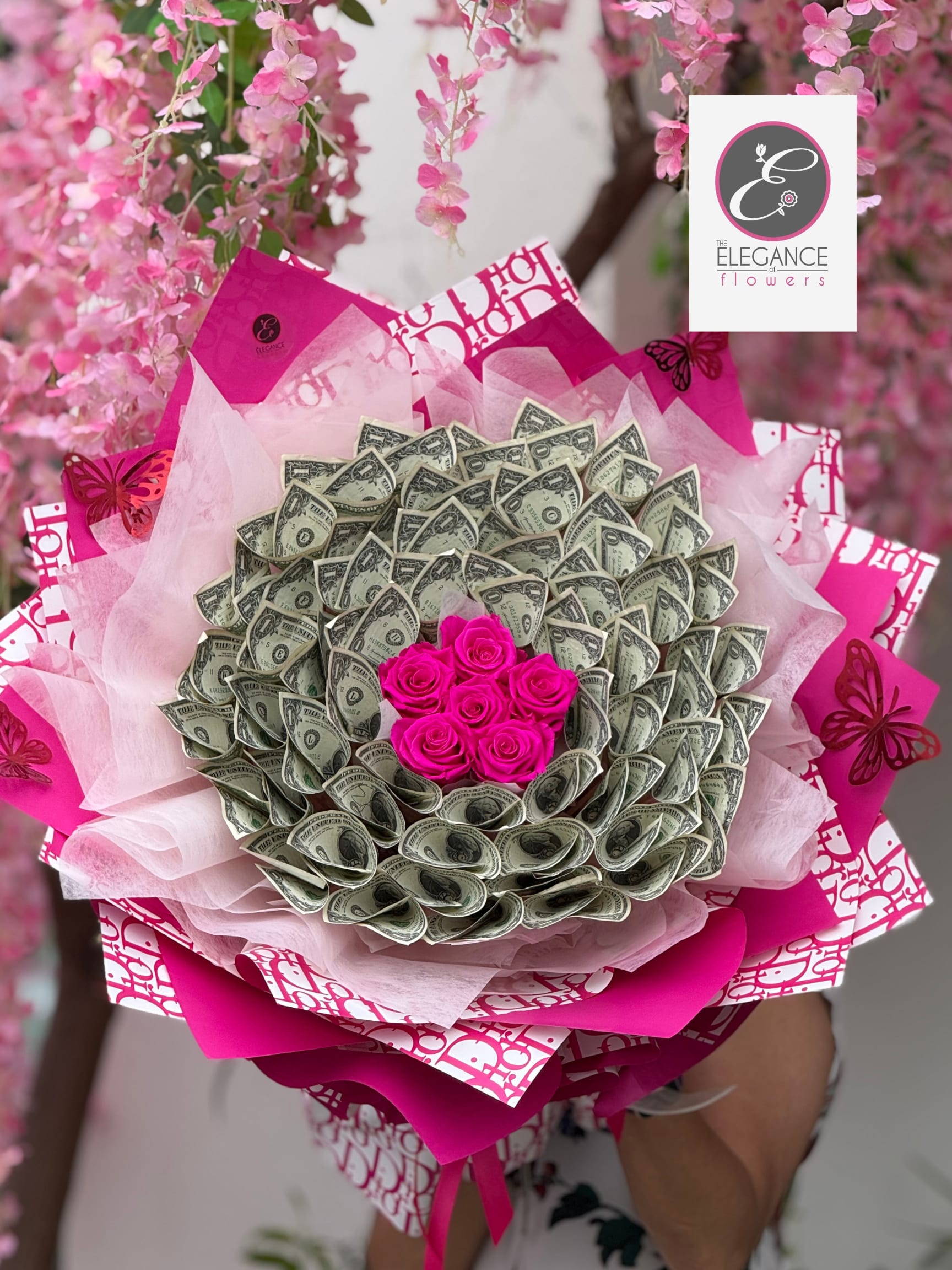 Money Bouquet #29 - Cash value: $50  Please place your order 2–3 days in advance to ensure availability. For questions, call us at 281-564-2600