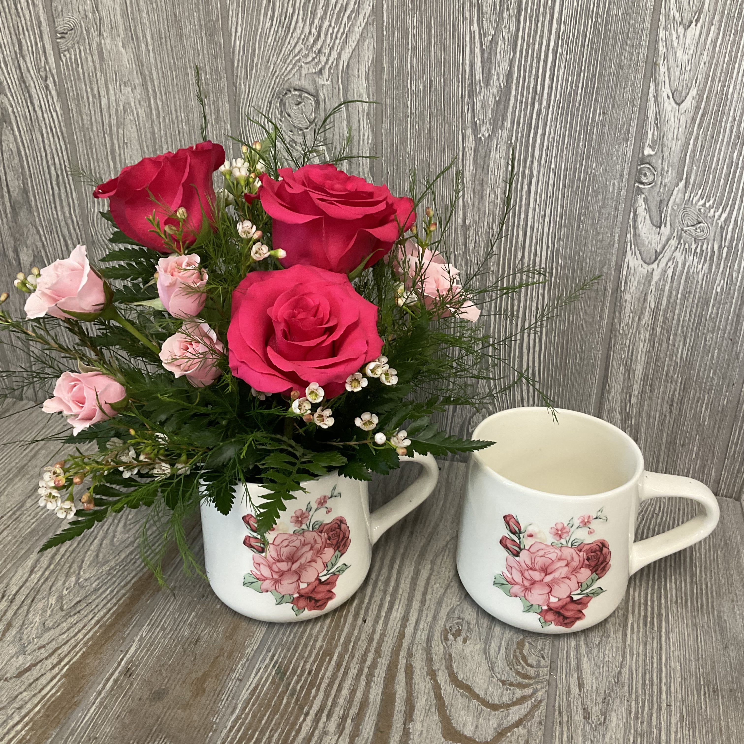 Ma Chére Rose Mug - Bouquet will be delivered approximately as pictured.