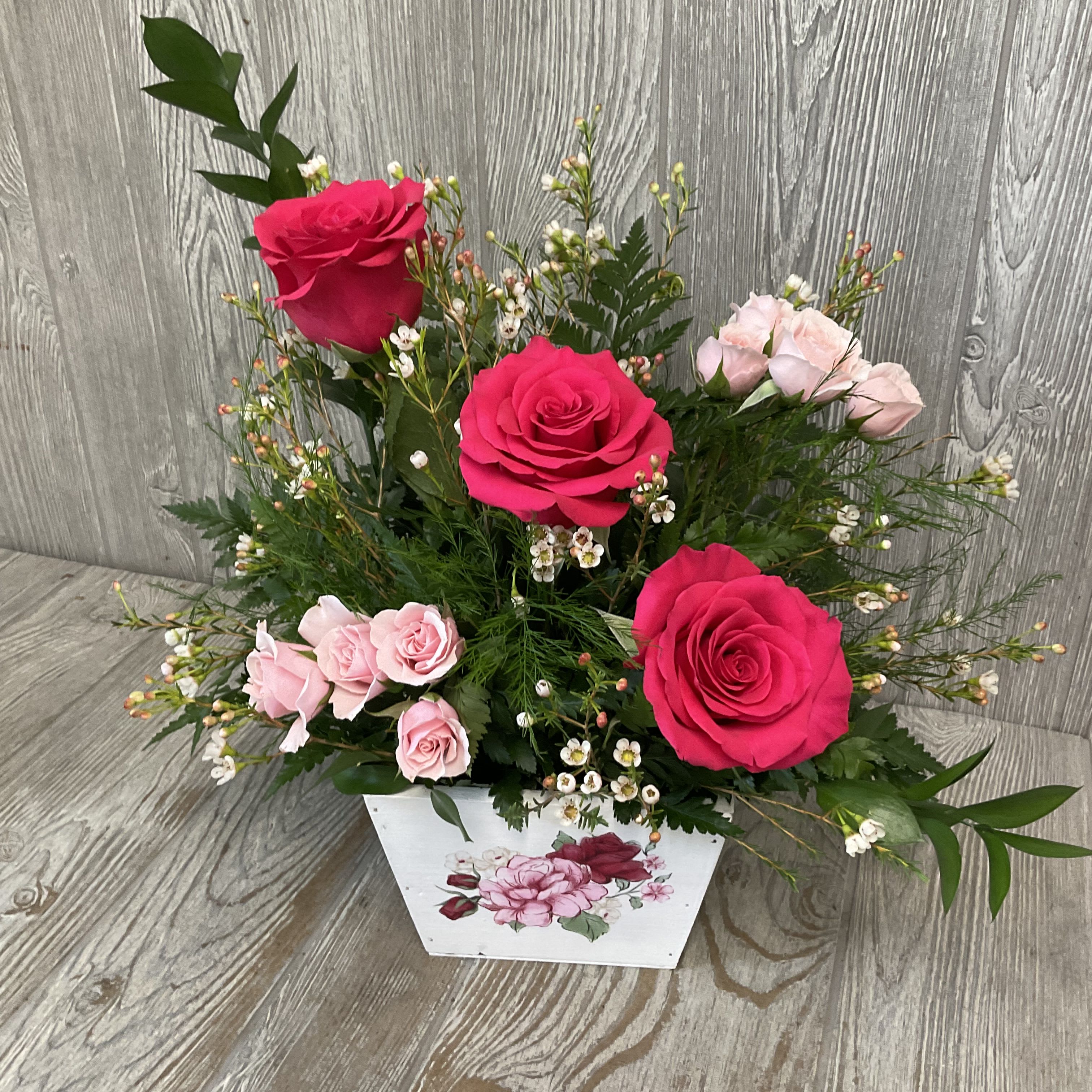 Ma Chére Rose Box - Bouquet will arrive approximately as pictured. 