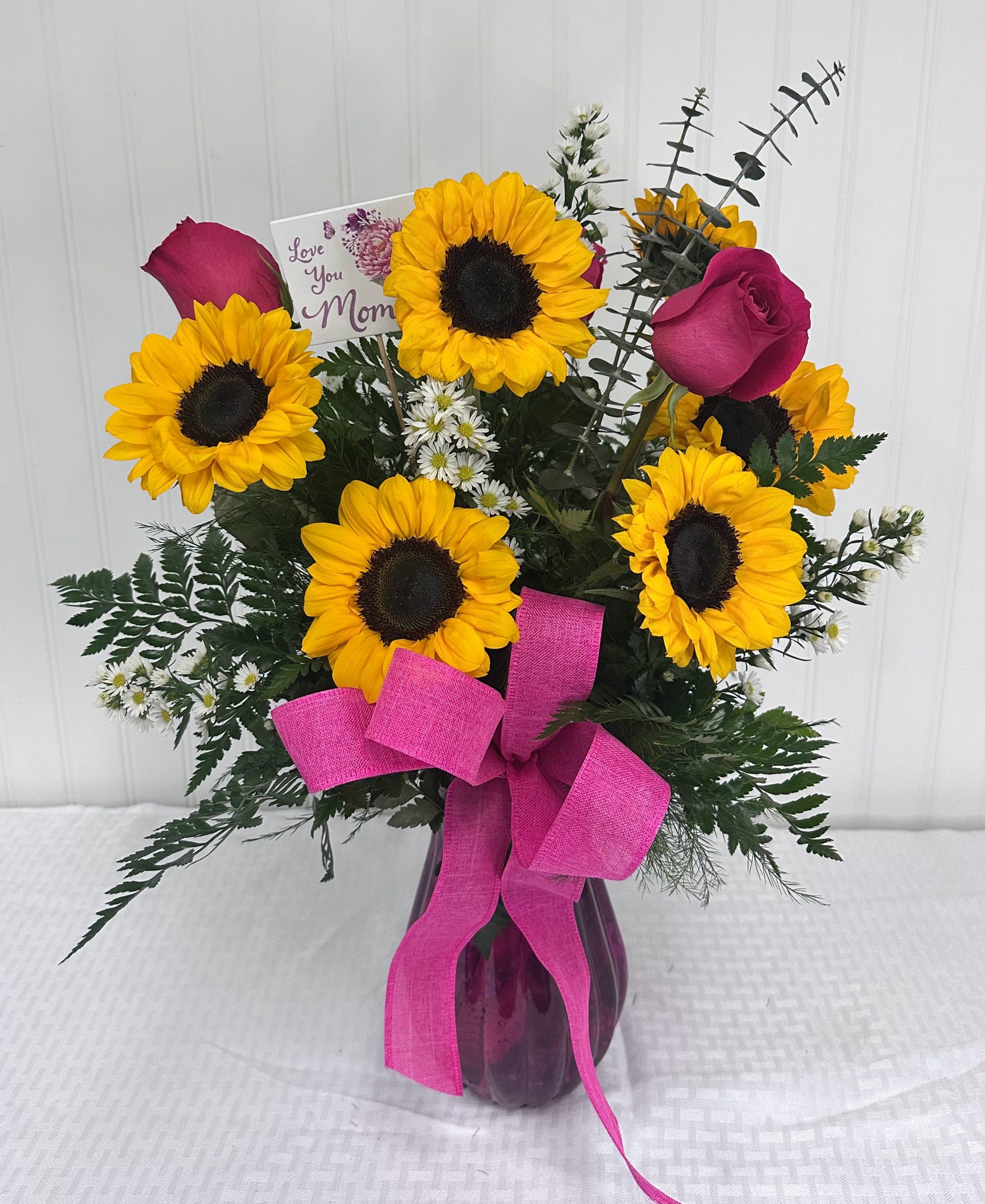 Them Magrisa - Vase color choice CAN be requested, but is not guaranteed as orders filled are first come, first served. 