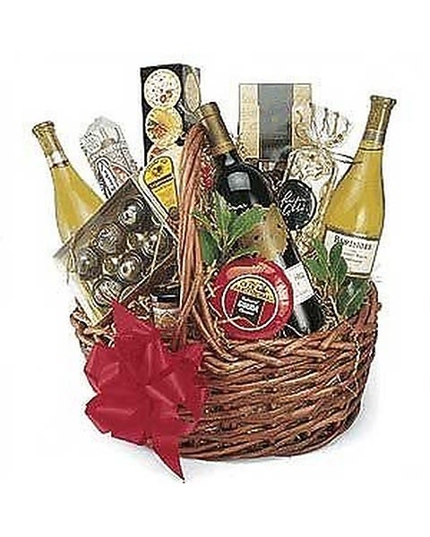Wine Gourmet Basket - Three bottles of wine and some tasty gourmet cheeses and crackers is a great way to bring the feeling of a Simmer picnic to someone's doorstep.