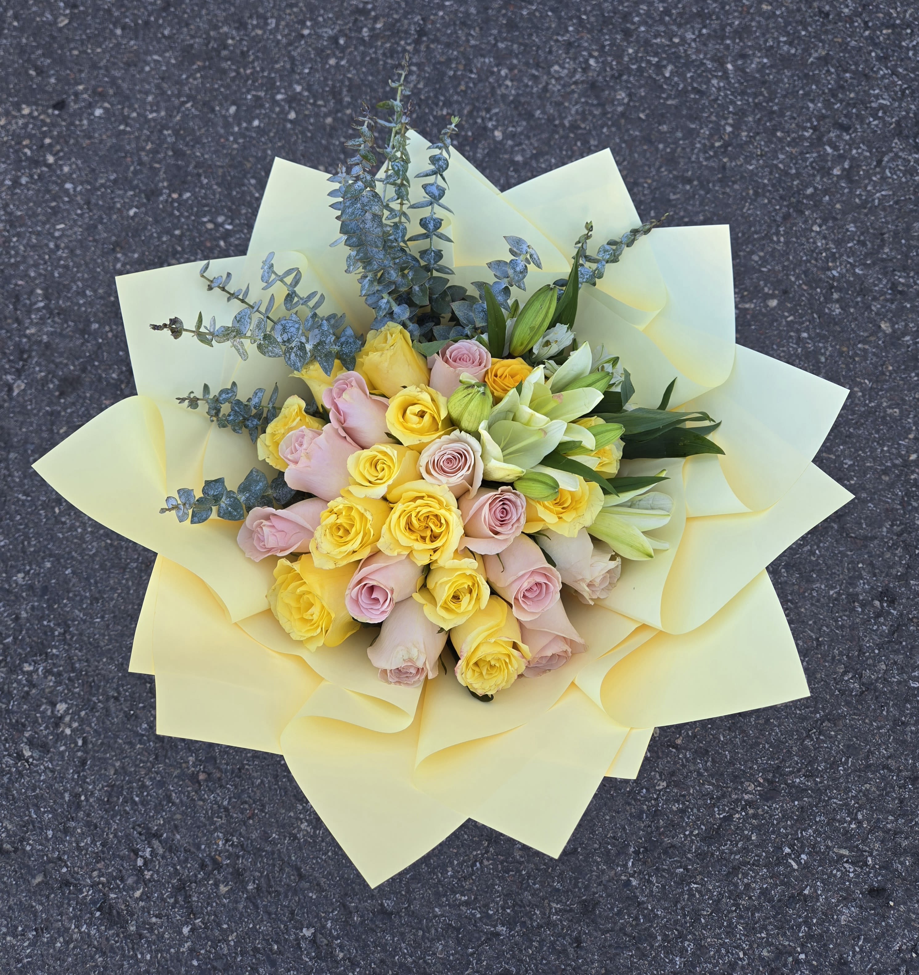 Amaranto - Colores calidos y pastel que hacen del ramo algo unico y espectacular.