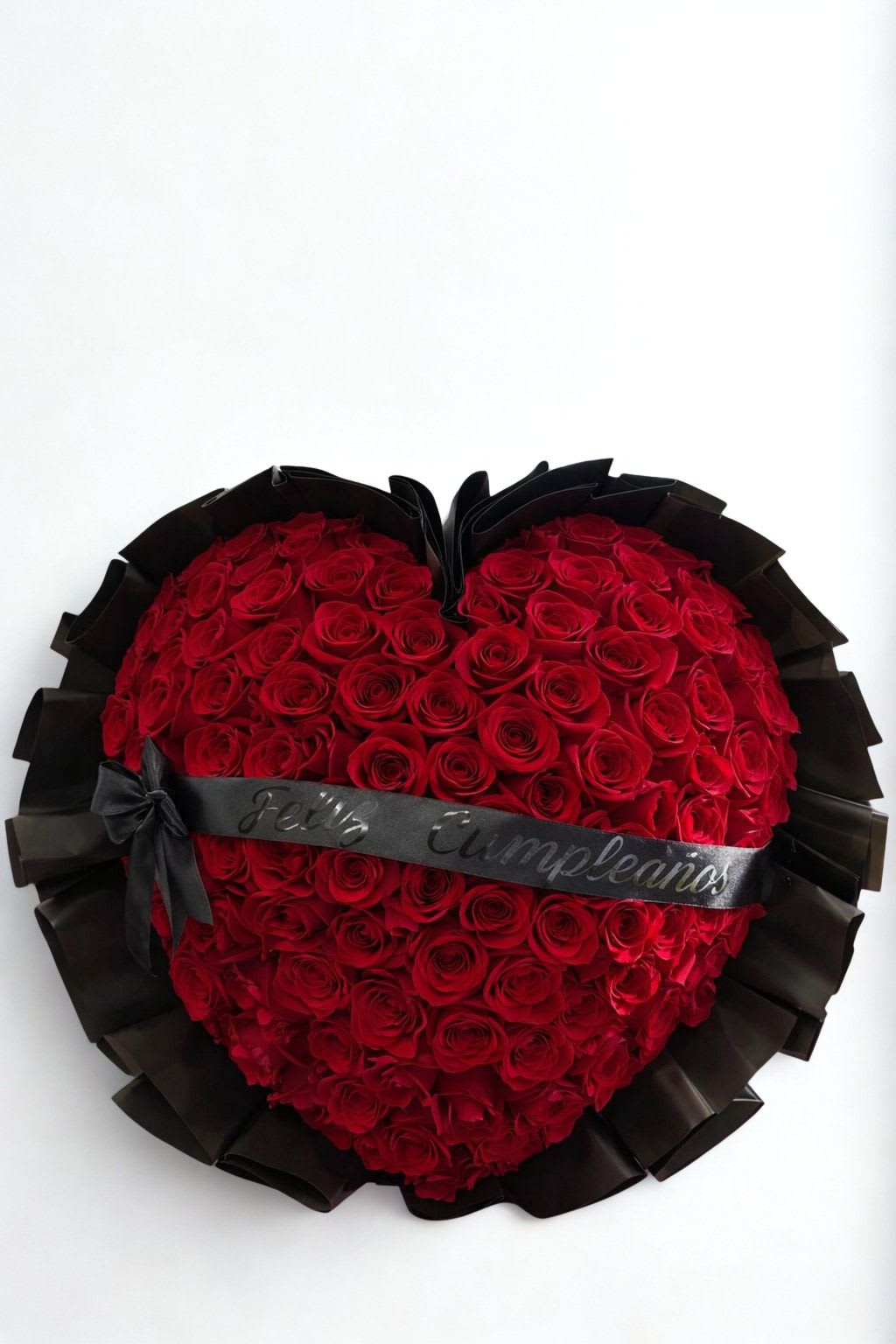 Luxury love heart  - Ramo Buchon heart Roses 