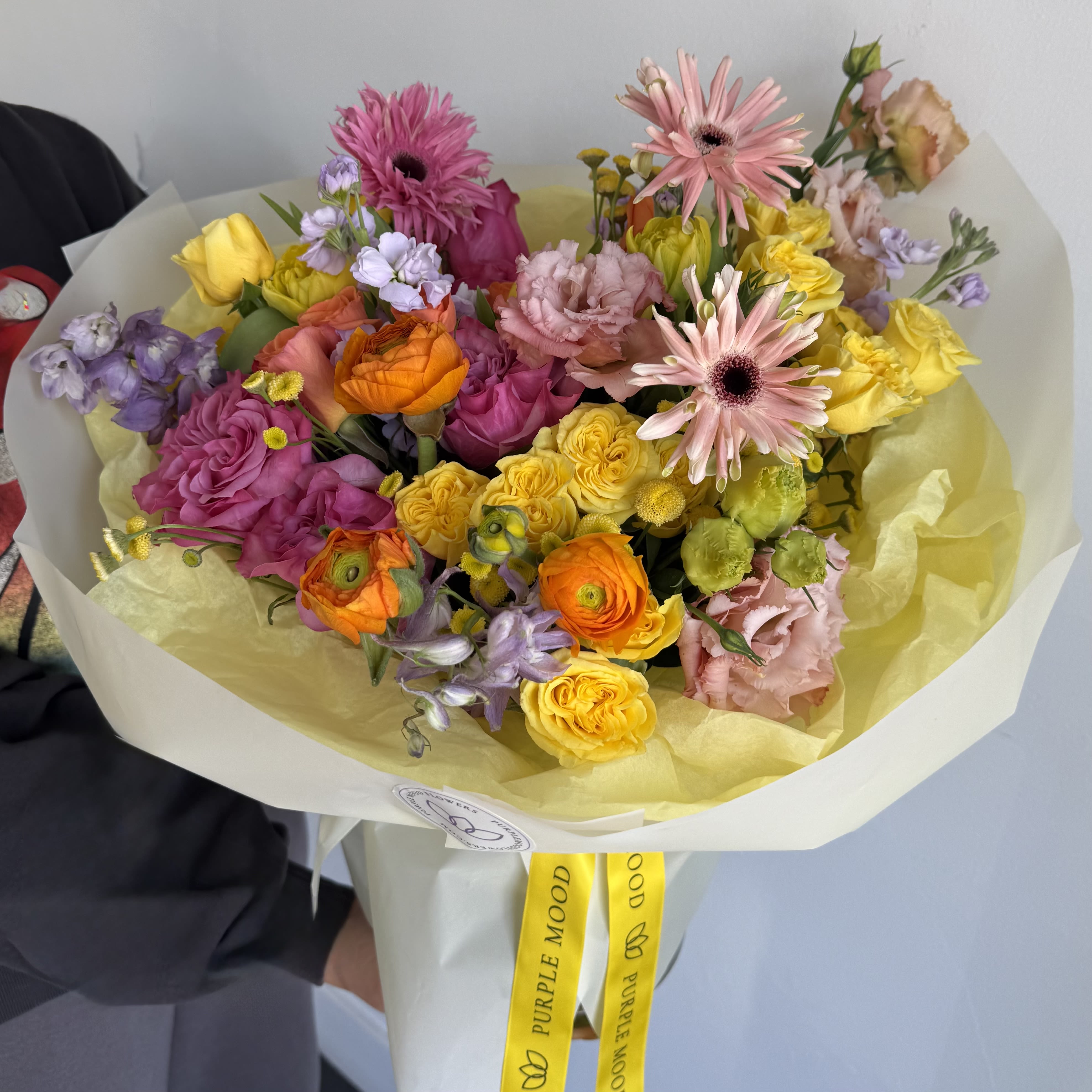 Honey Bloom - A sweet explosion of vibrant May colors, wrapped in warm sunshine for the most special mom. Soft pinks, sunny yellows, and joyful oranges come together like a gentle hug, bringing endless smiles and tender love.