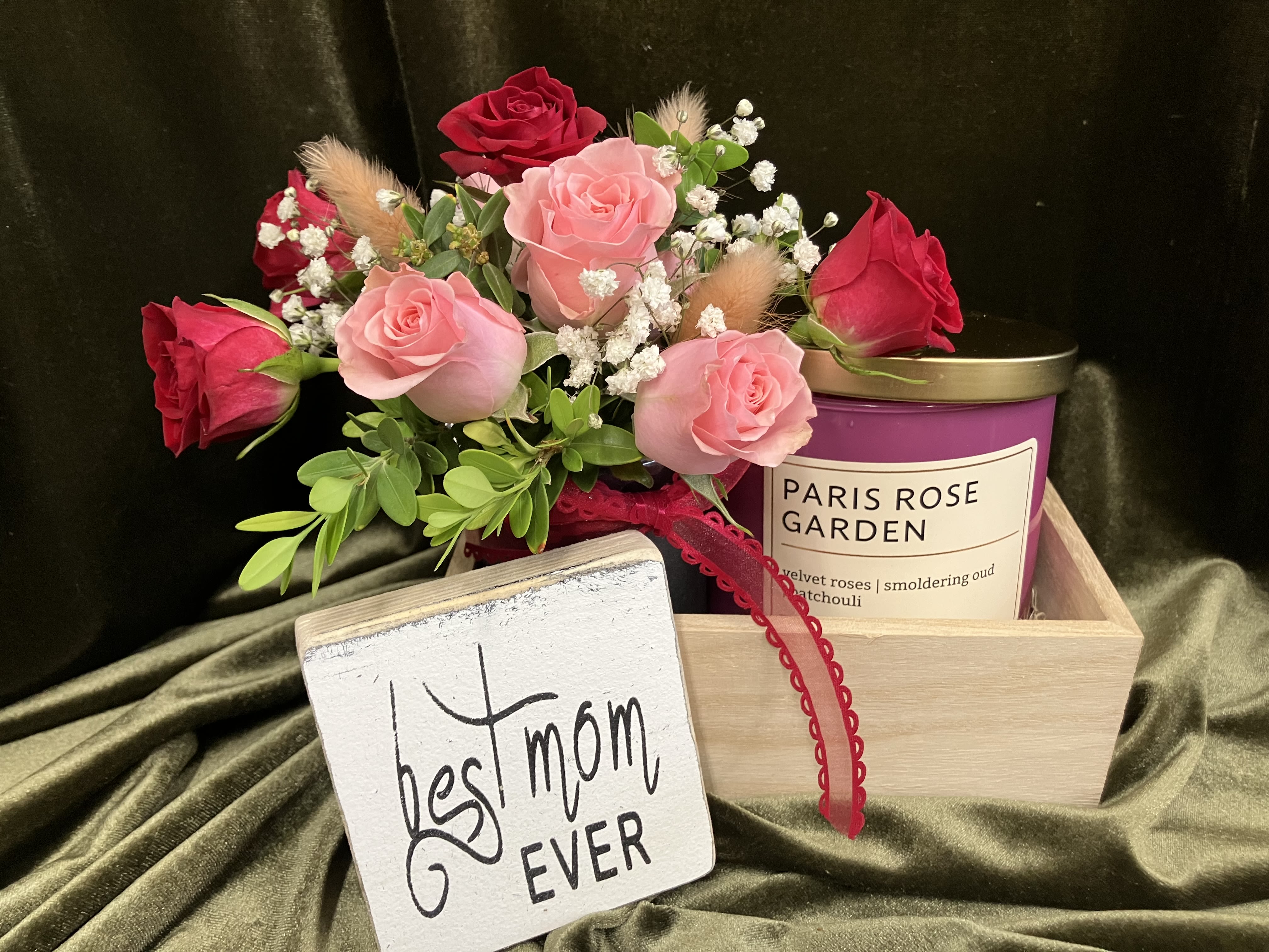 Mini Box for Mom  - Send spring flowers in a mini barrel, a scented candle and a cute sign for Mother’s Day in a small wooden box 