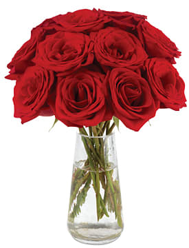 Bouquet of red roses in a clear glass vase