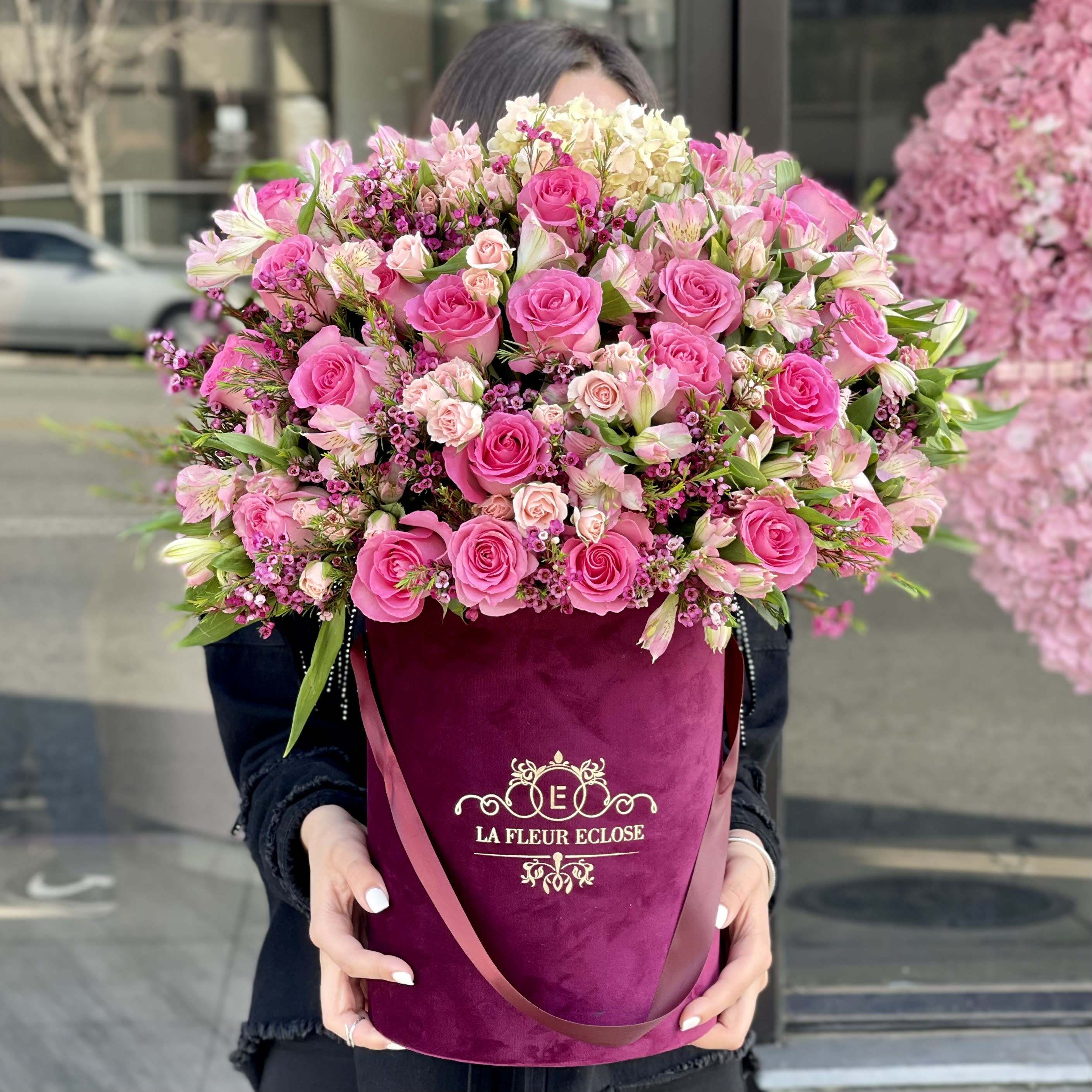 Birthday Girl In Burgundy V - We SOLD all the burgundy boxes.replace it with pink ones.Perfect for any occasion. Gorgeous burgundy velvet box arrangement with beautiful pink colors flowers.          Standard -pictured.                                 Deluxe - the amount of flower will be bigger and put more premium flowers into the arrangement 
