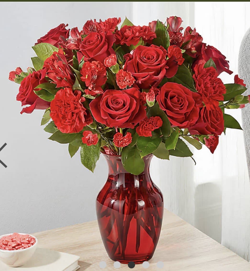 Love in the air - Nice and beautiful arrangement for all occasions. Bouquet will be delivered as similar to the pic