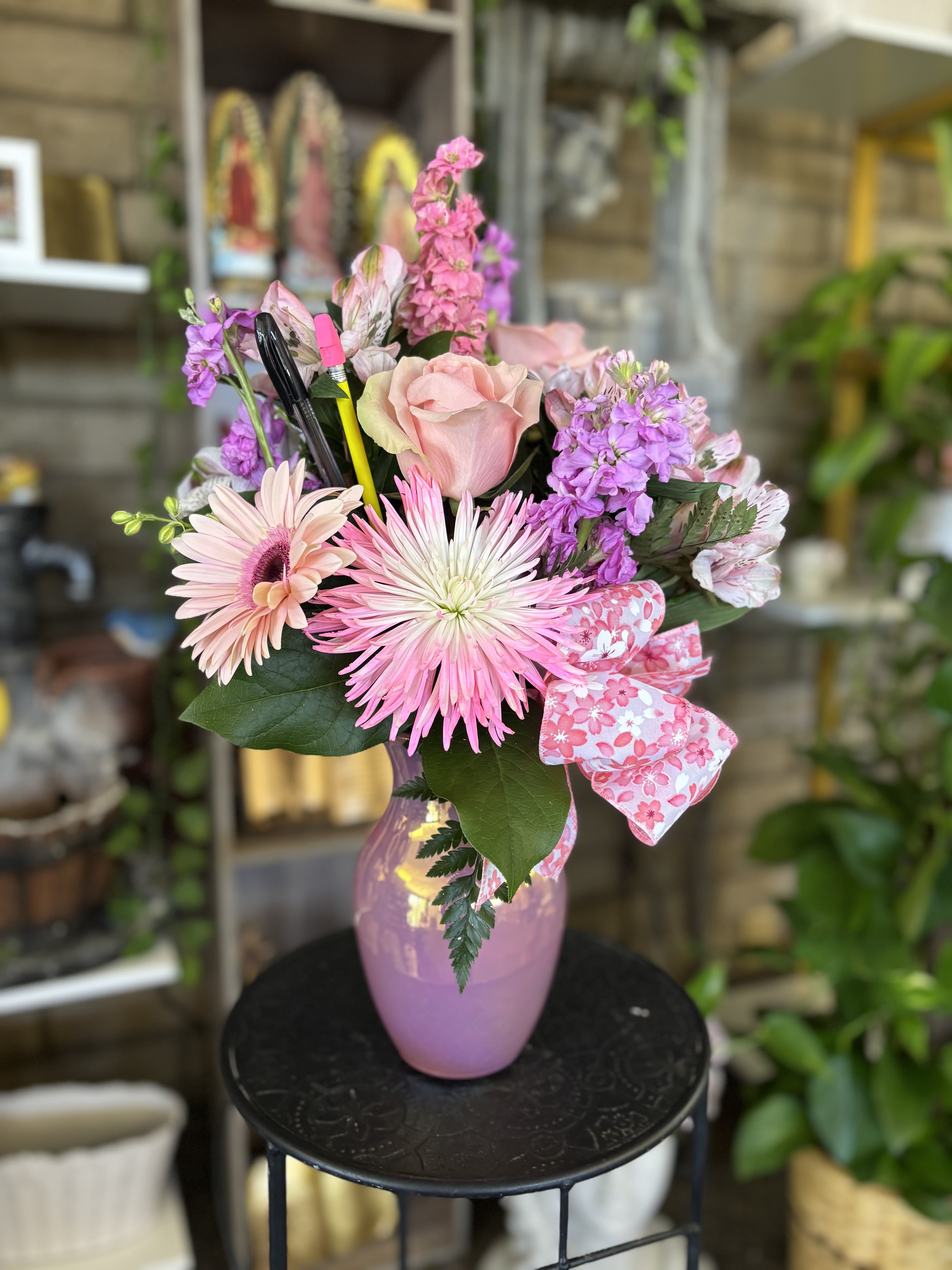 Happy Secretary Day Pink  - Fresh flowers in vase 