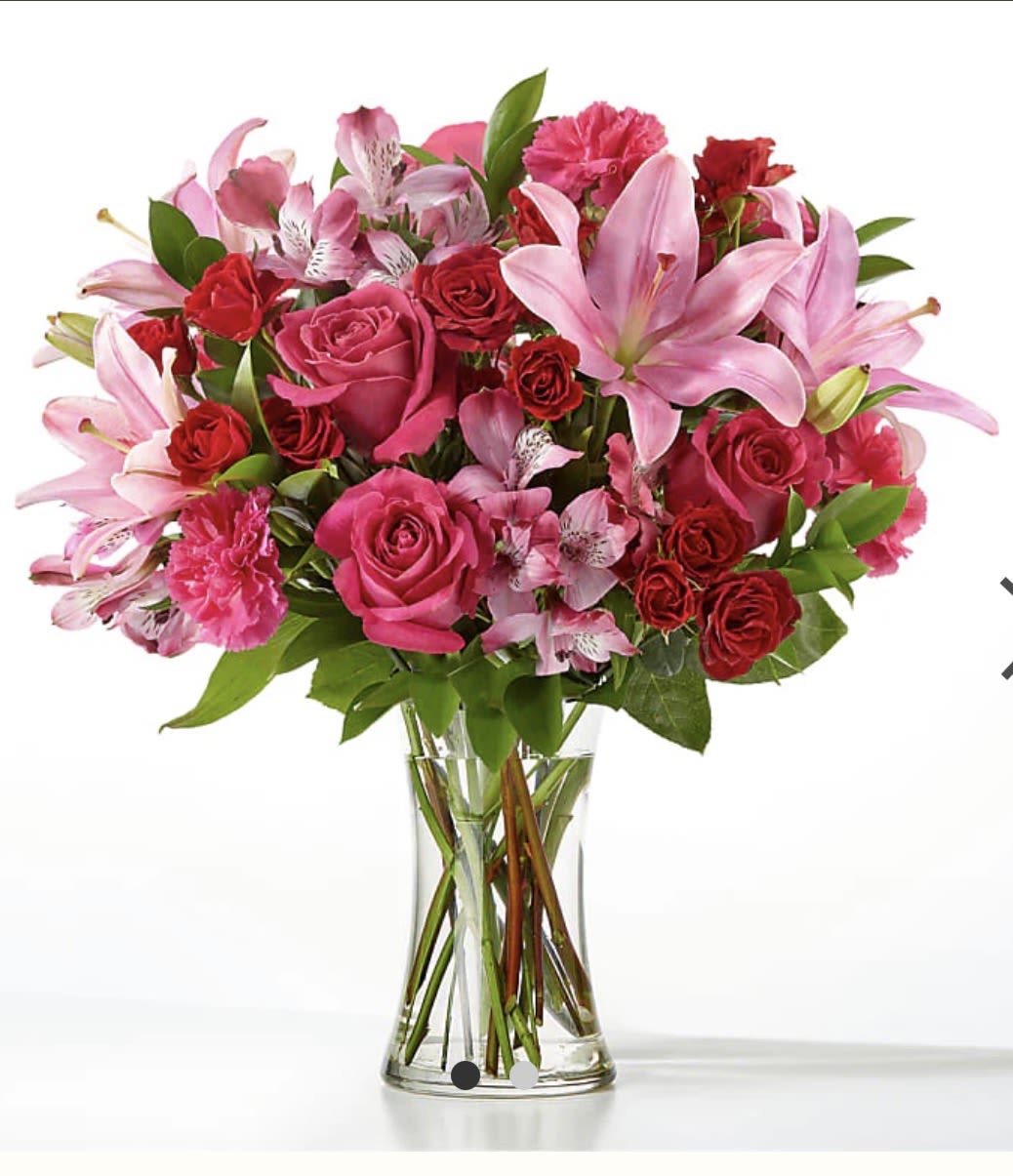 Mami pink - Nice and beautiful arrangement for all occasions. Bouquet will be delivered as similar to the pic.