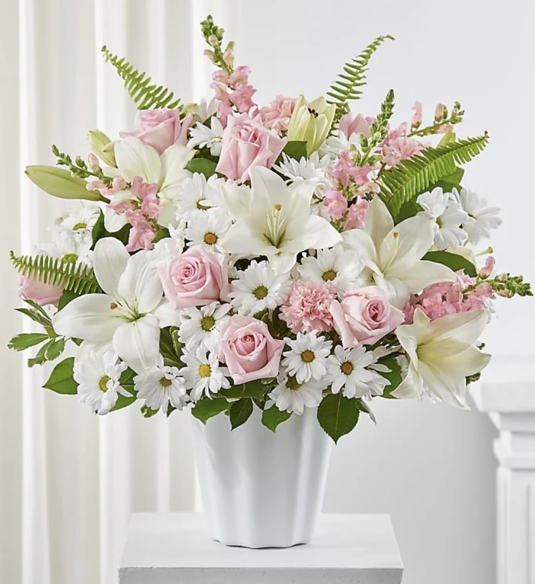 Lovely day  - Nice and beautiful arrangement for all occasions. Bouquet will be delivered as similar to the pic.