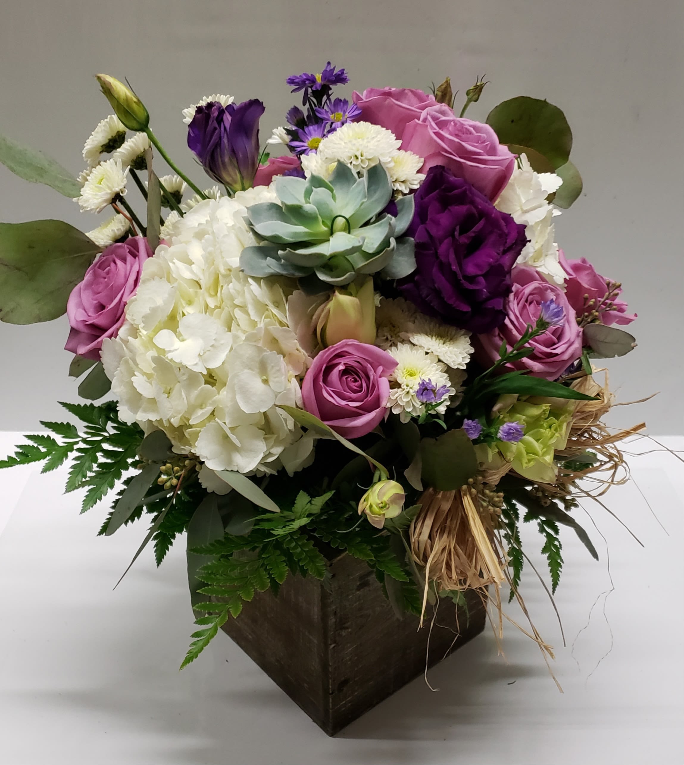 Pops of plum - 15in w x 15in h