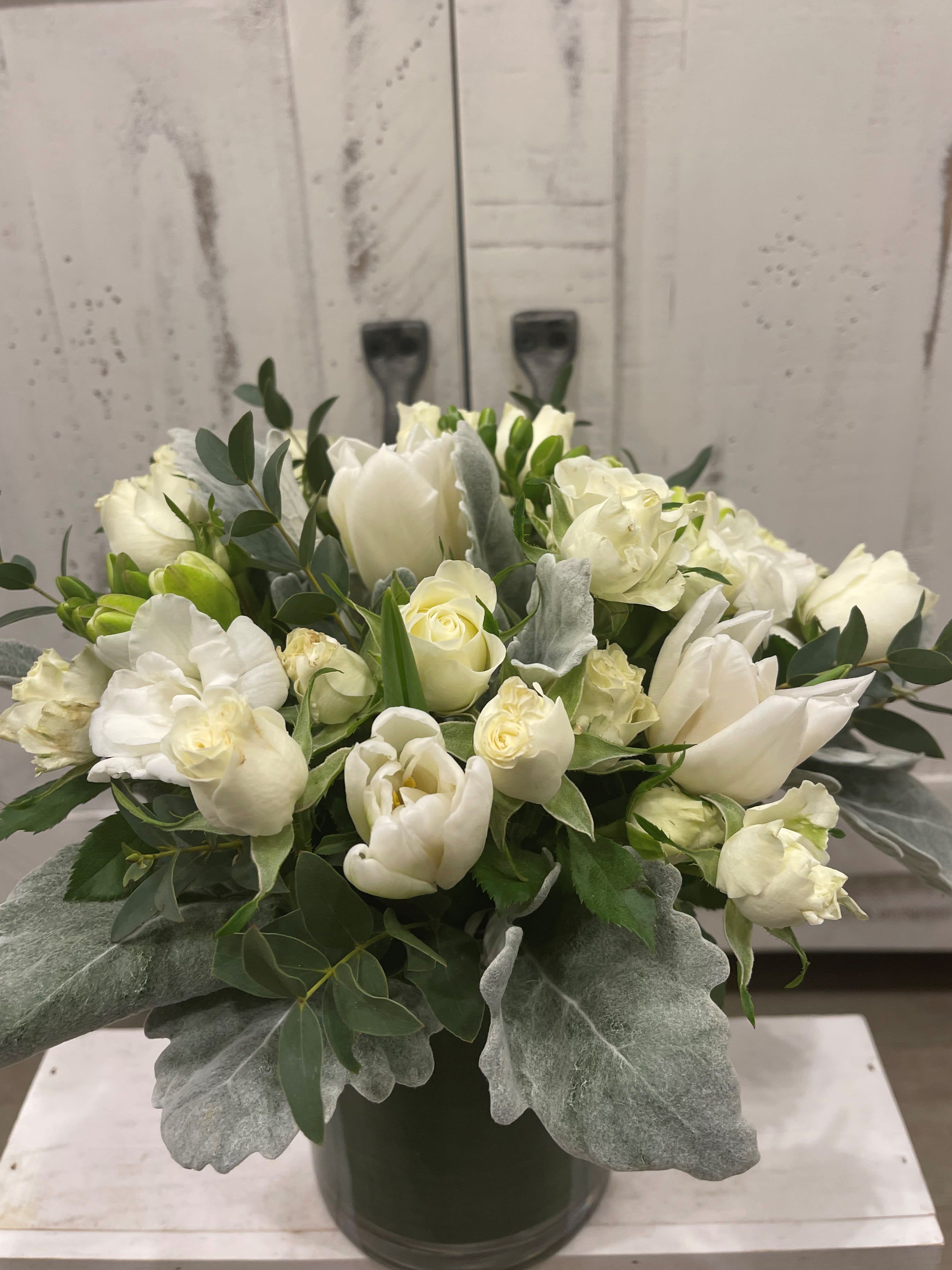 Bloom0324 |  Best Florist in NYC Upper West Side - All White Beauty