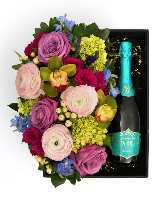 Flora Box Pastel Vita Bella Prosecco - A pastel floral arrangement in a wood box paired with Vita Bella Prosecco, a thoughtful gift to enjoy and share.