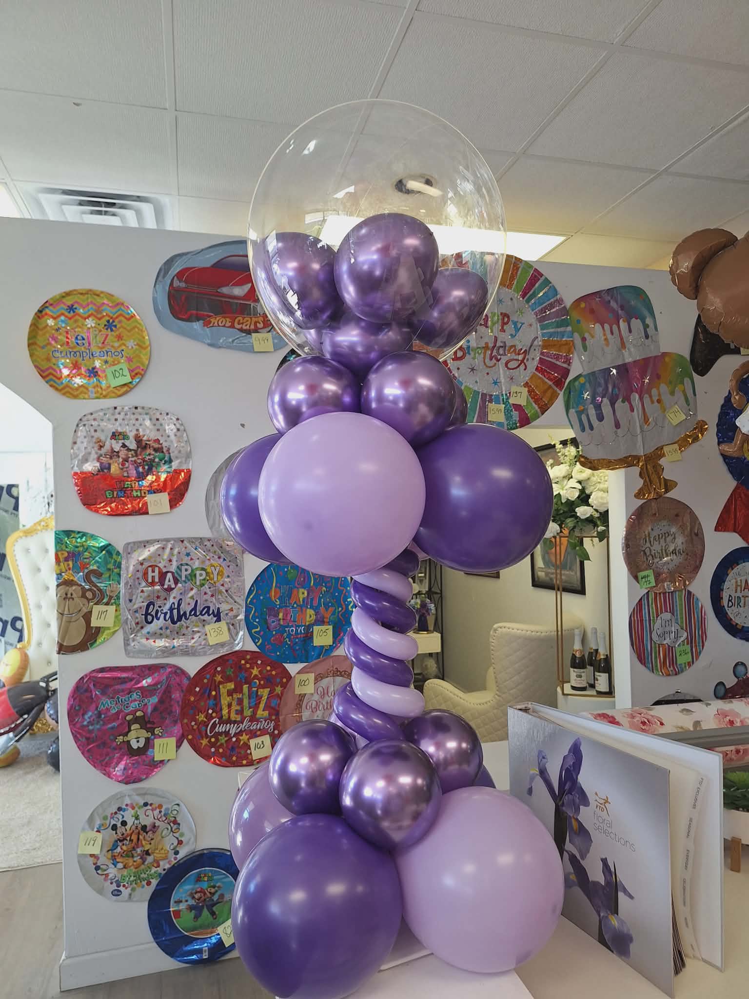 Creative Tabletop Balloons - Creative tabletop balloon can be used for any and all occasions can come in any 2 color combination *price is for 1 tabletop design*