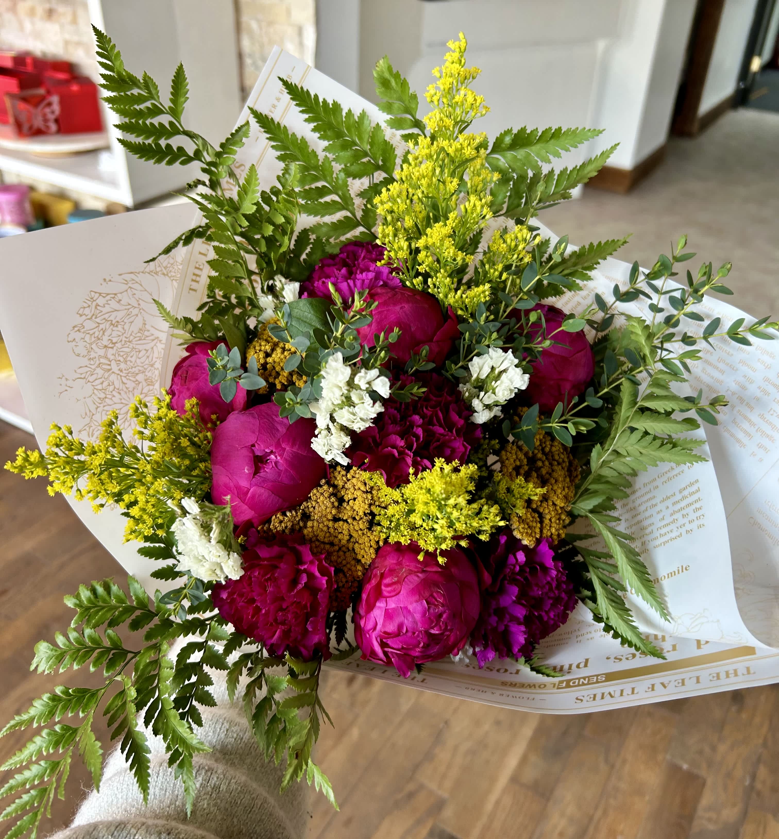 Peony Bouquet - Assorted peony bouquet 