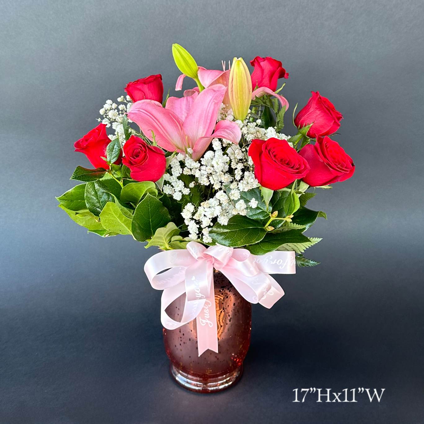 Rose &amp; Lily Mix - "A Rose and a lily never pretend their beauty; they are beautiful in their own way"