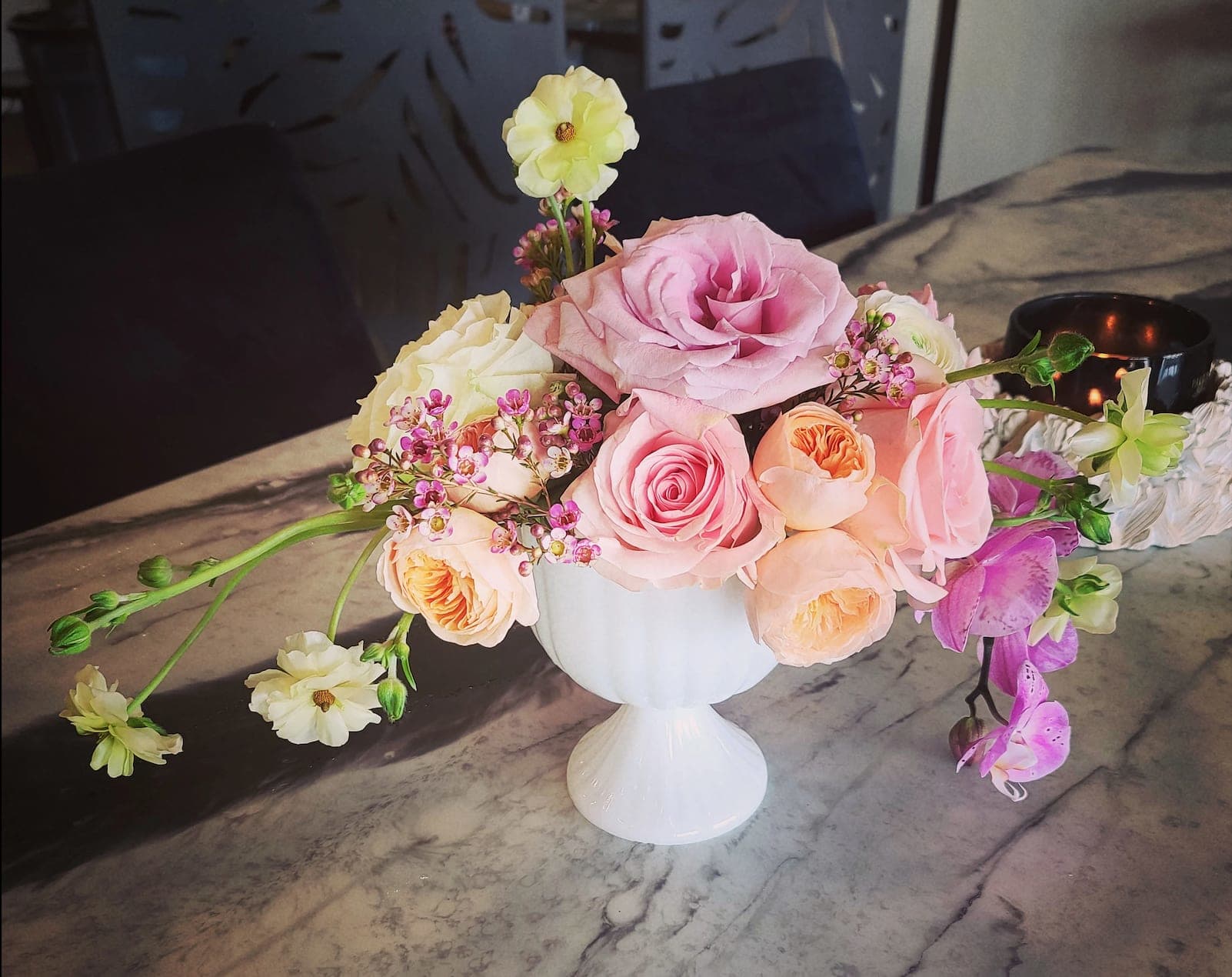 Butterfly Kisses - Unique blend of Juliette and Garden Roses with Butterfly ranunculous.