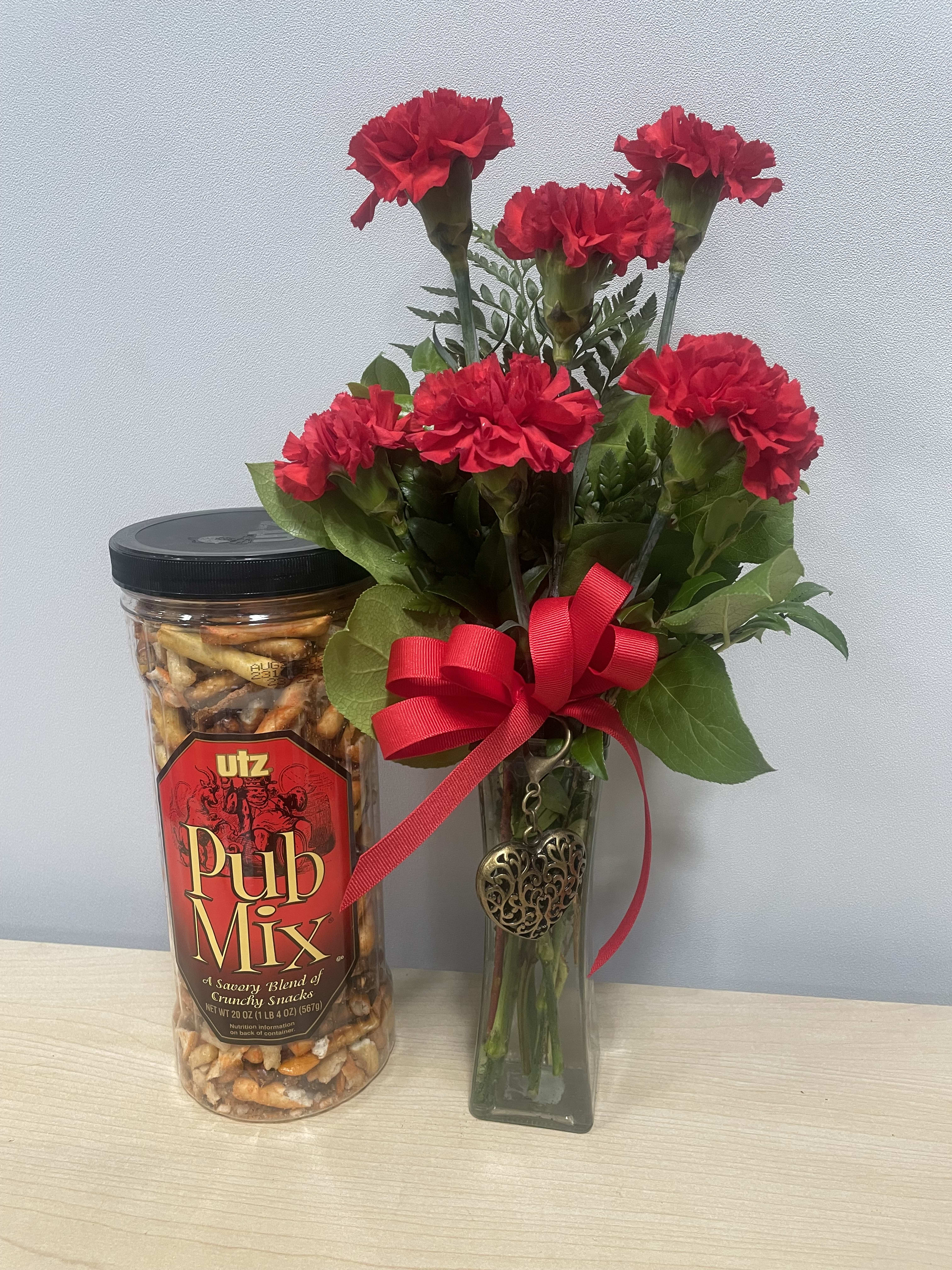 Love Carnations &amp; Pub Mix - As shown 